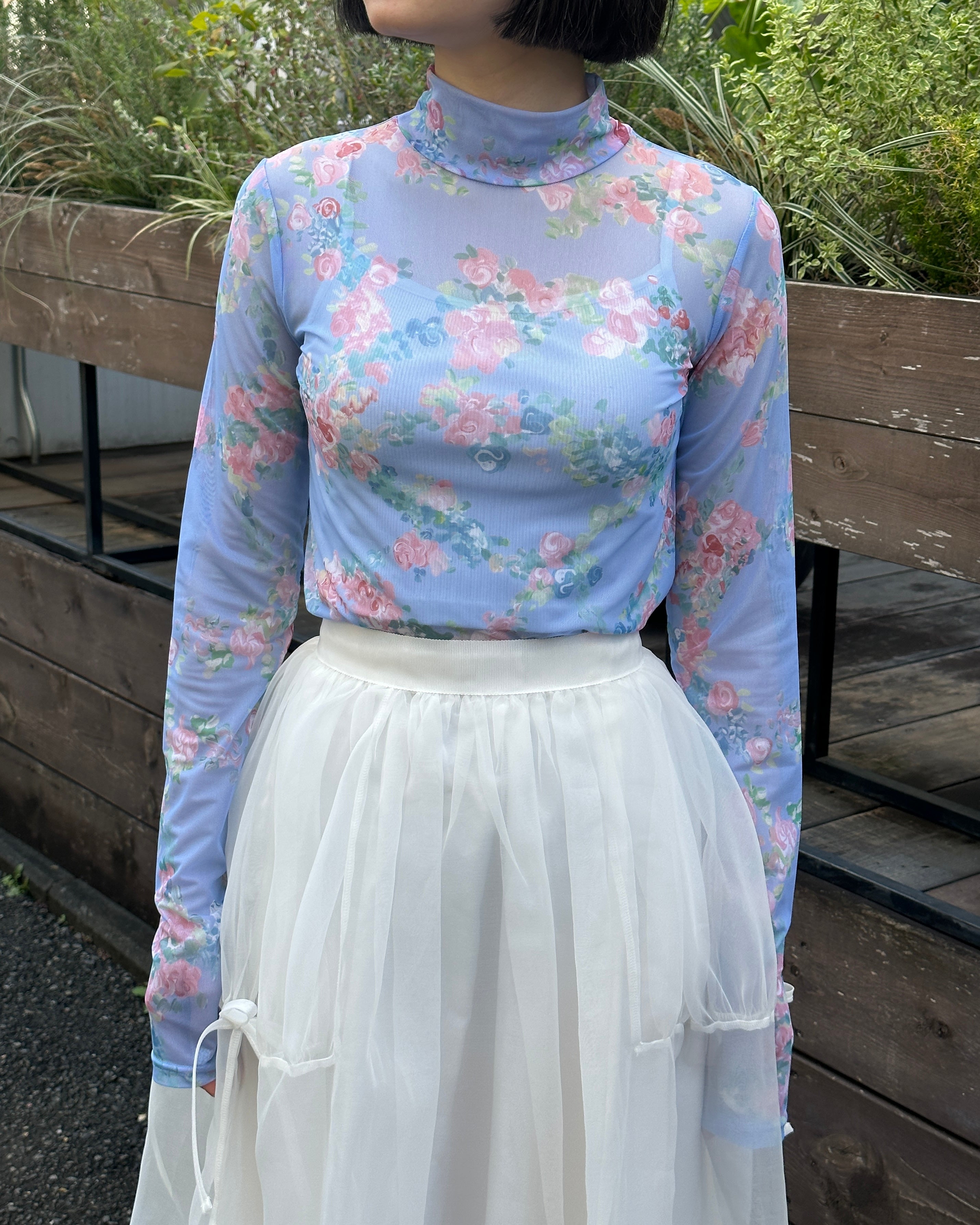 Art blooming flower see-through tops (round neck)