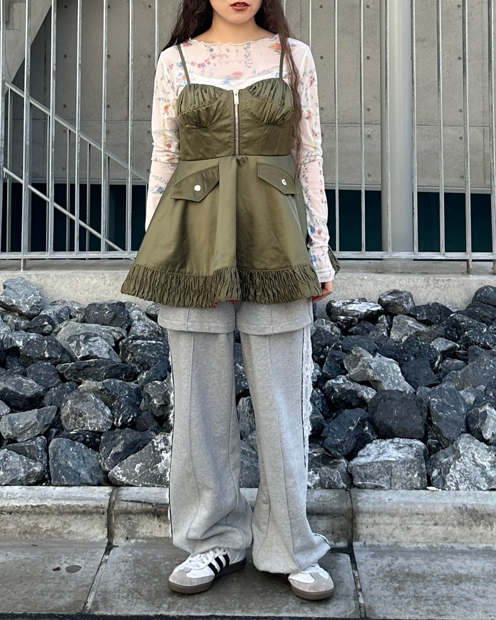 Scarf pattern see-through tops (round neck)