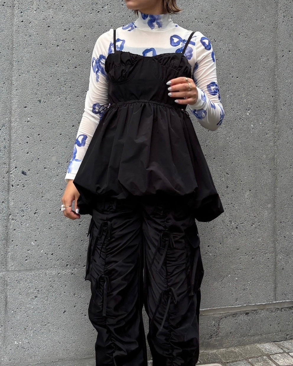 Gather ribbon cargo pants (black)
