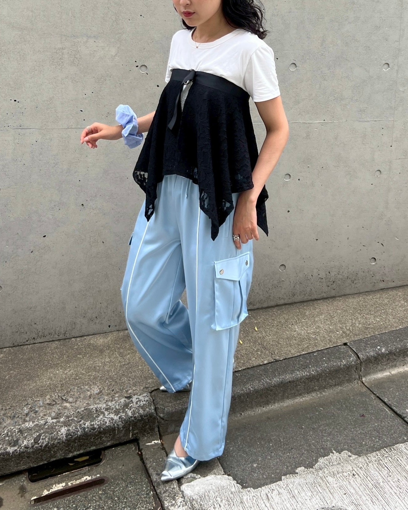 Lace draped wrap skirt (black)