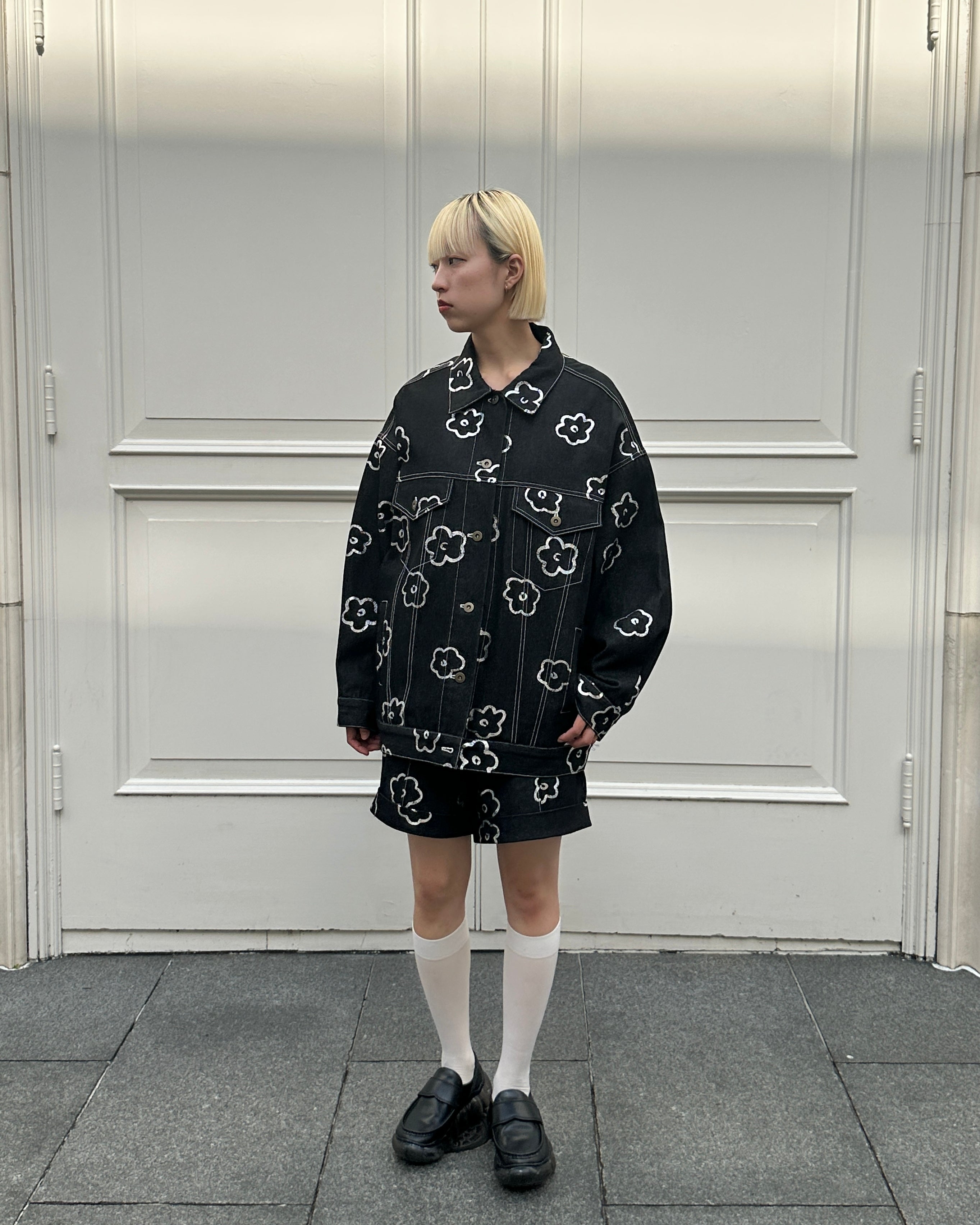 Silver flower half denim pants