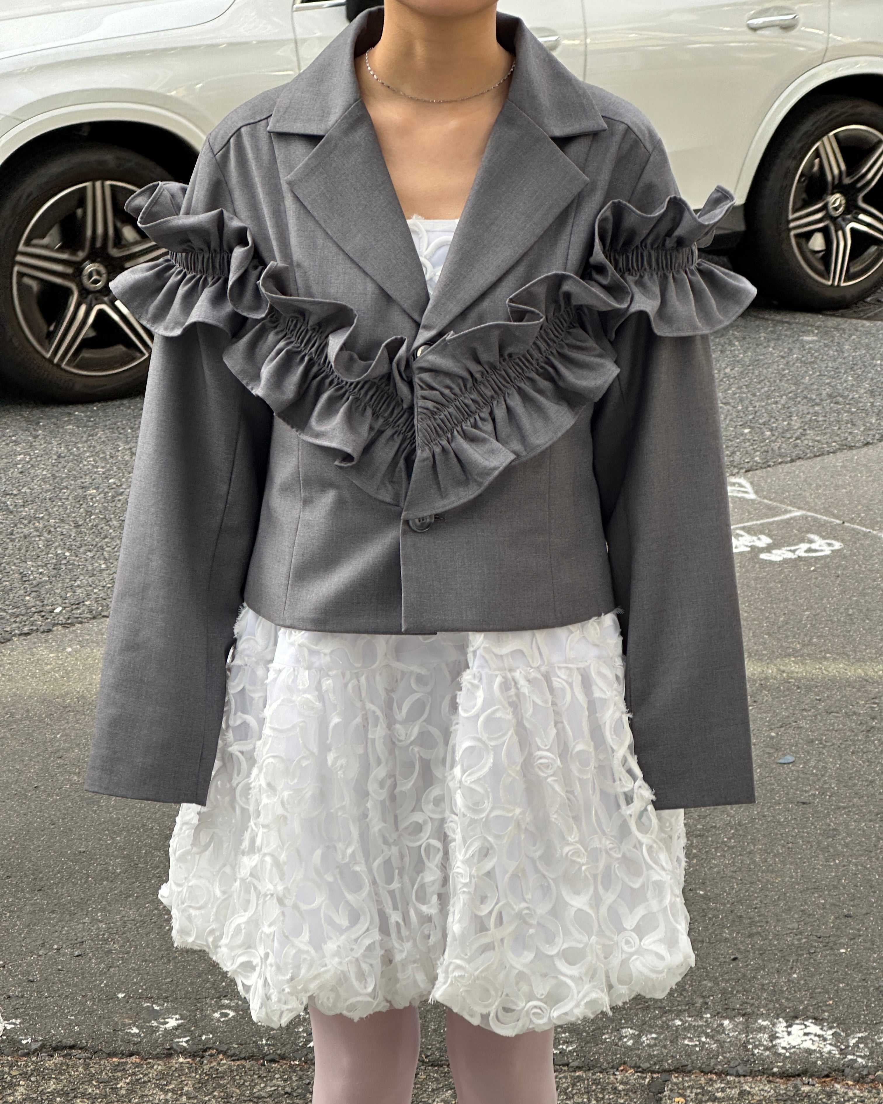 Gathered frill short jacket (gray)