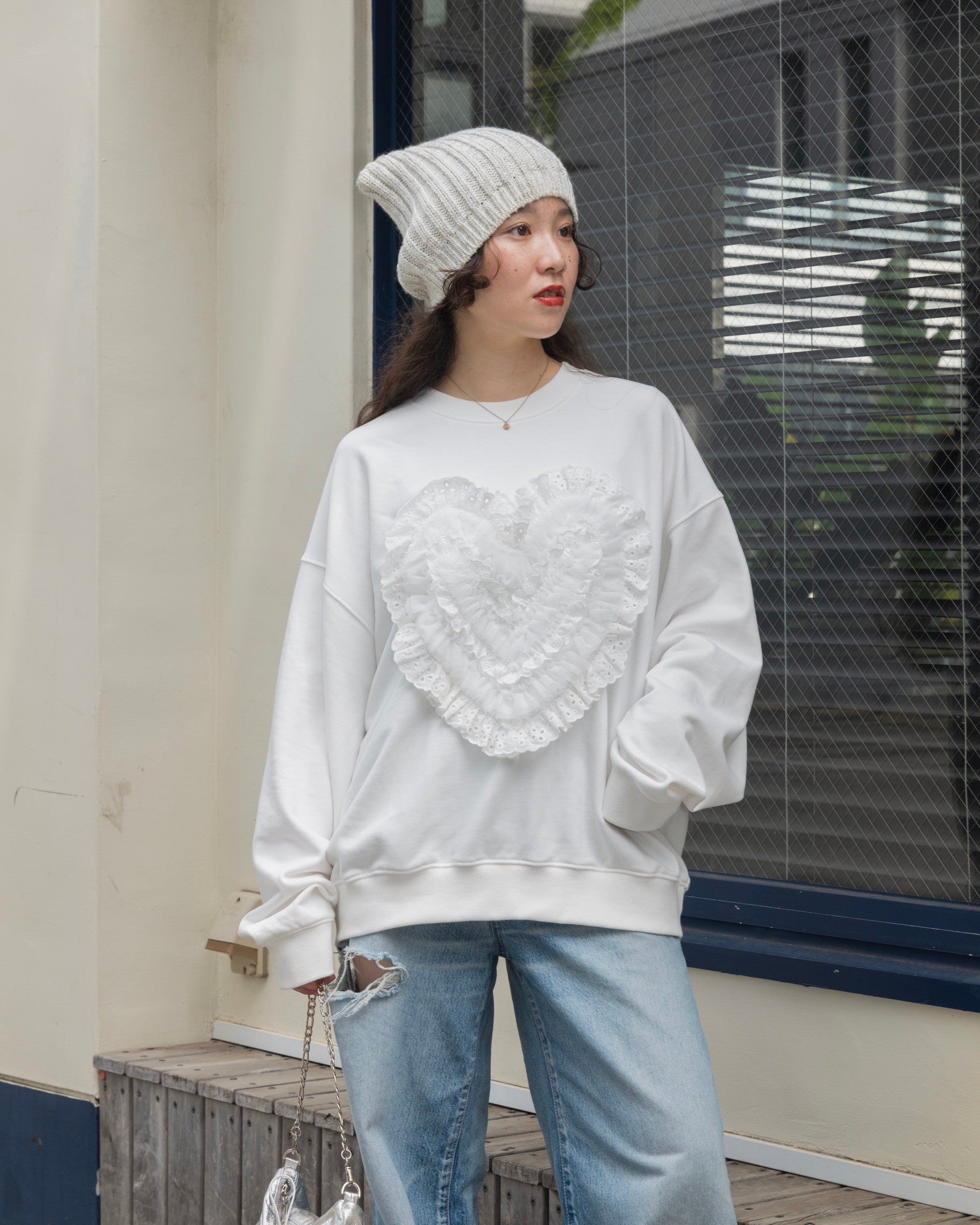 Cotton lace heart sweatshirt