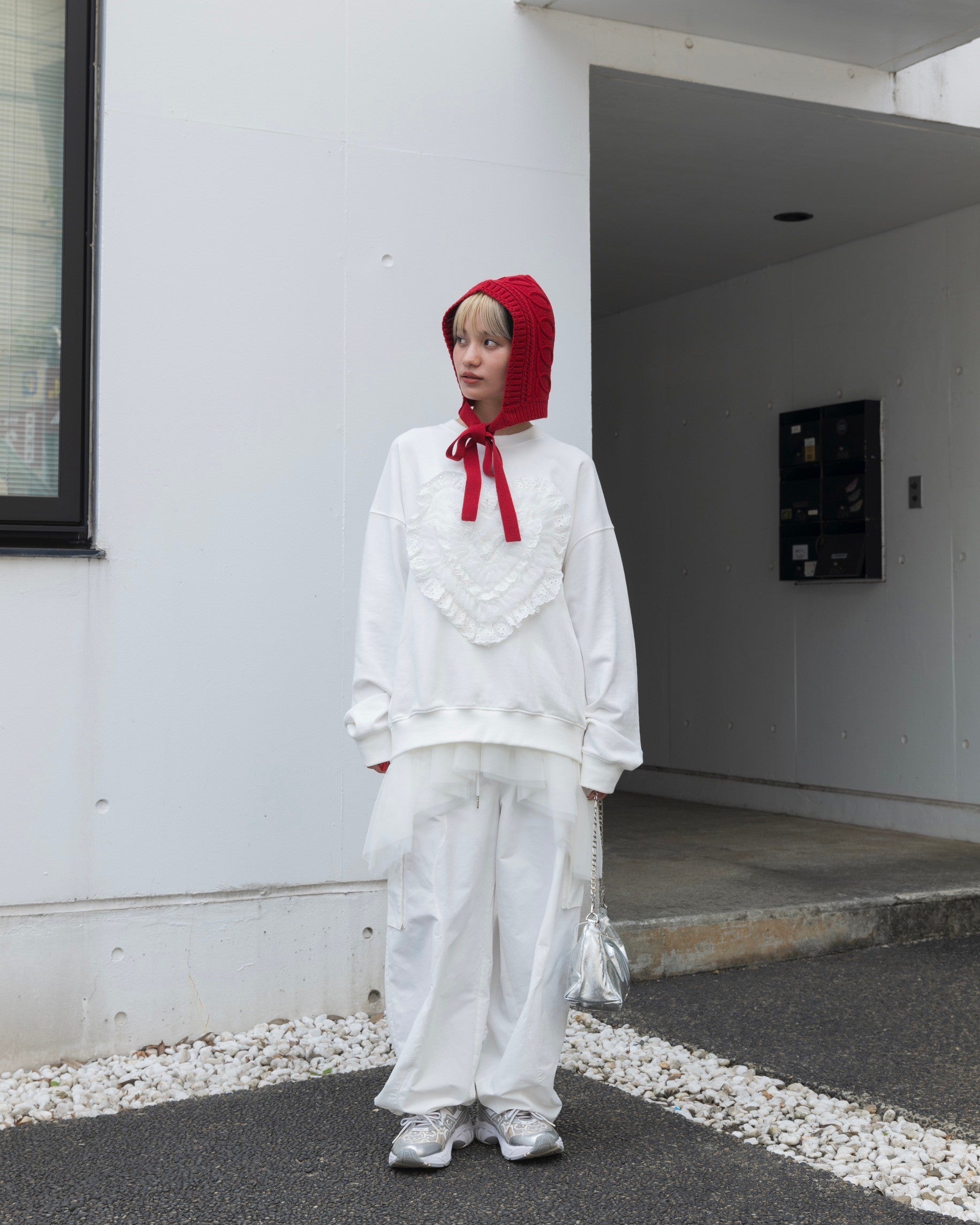 Cotton lace heart sweatshirt