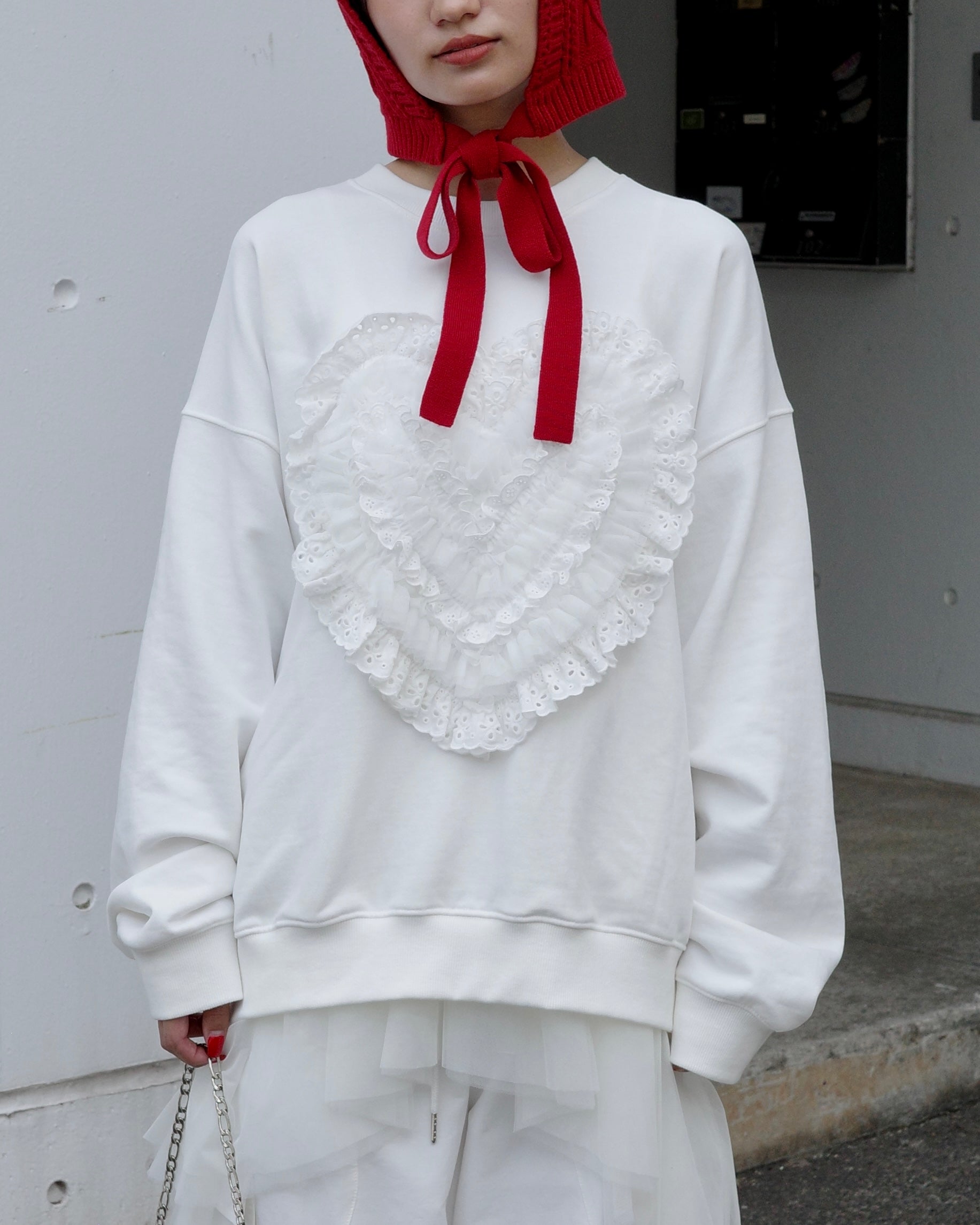 Cotton lace heart sweatshirt