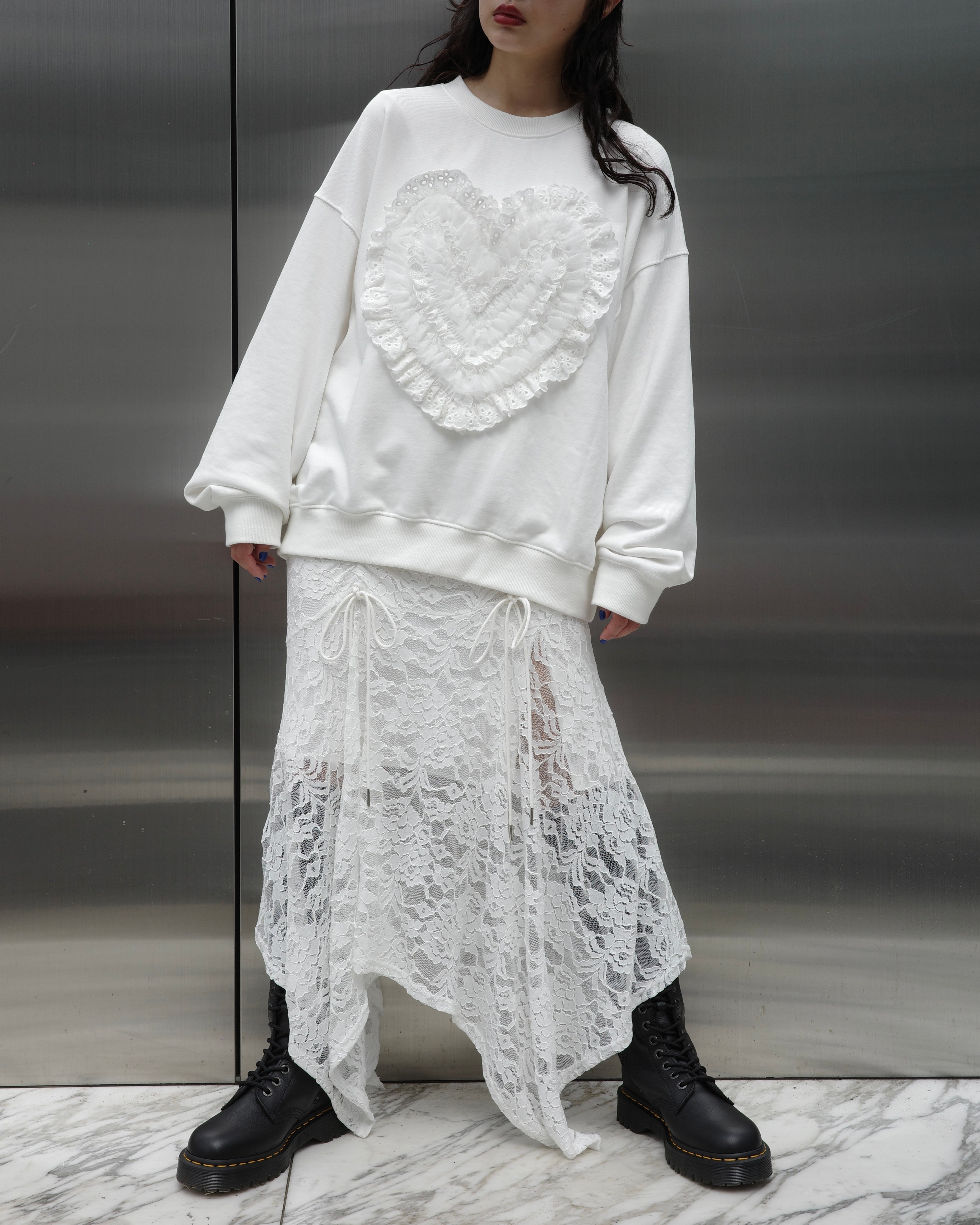 Cotton lace heart sweatshirt