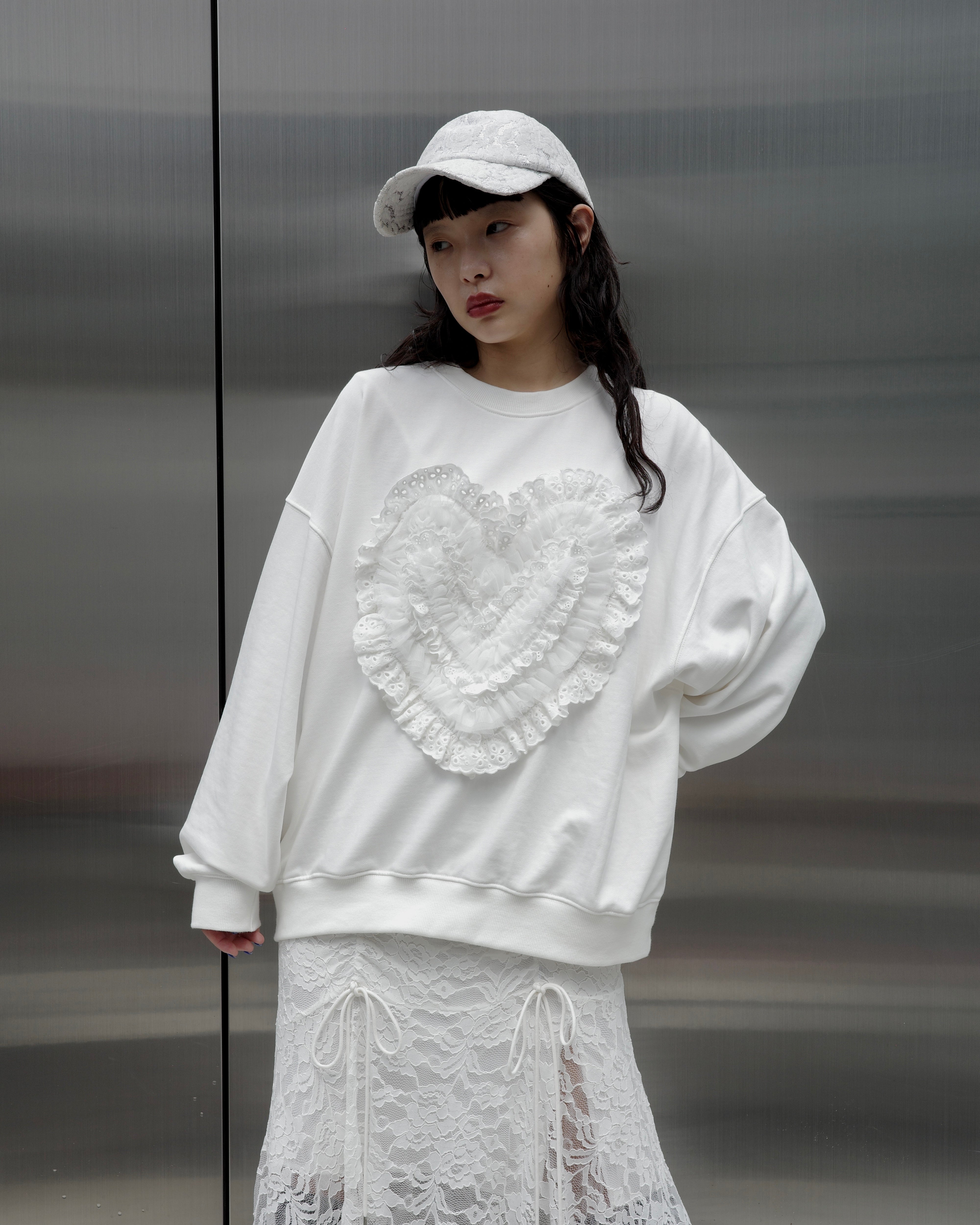 Cotton lace heart sweatshirt