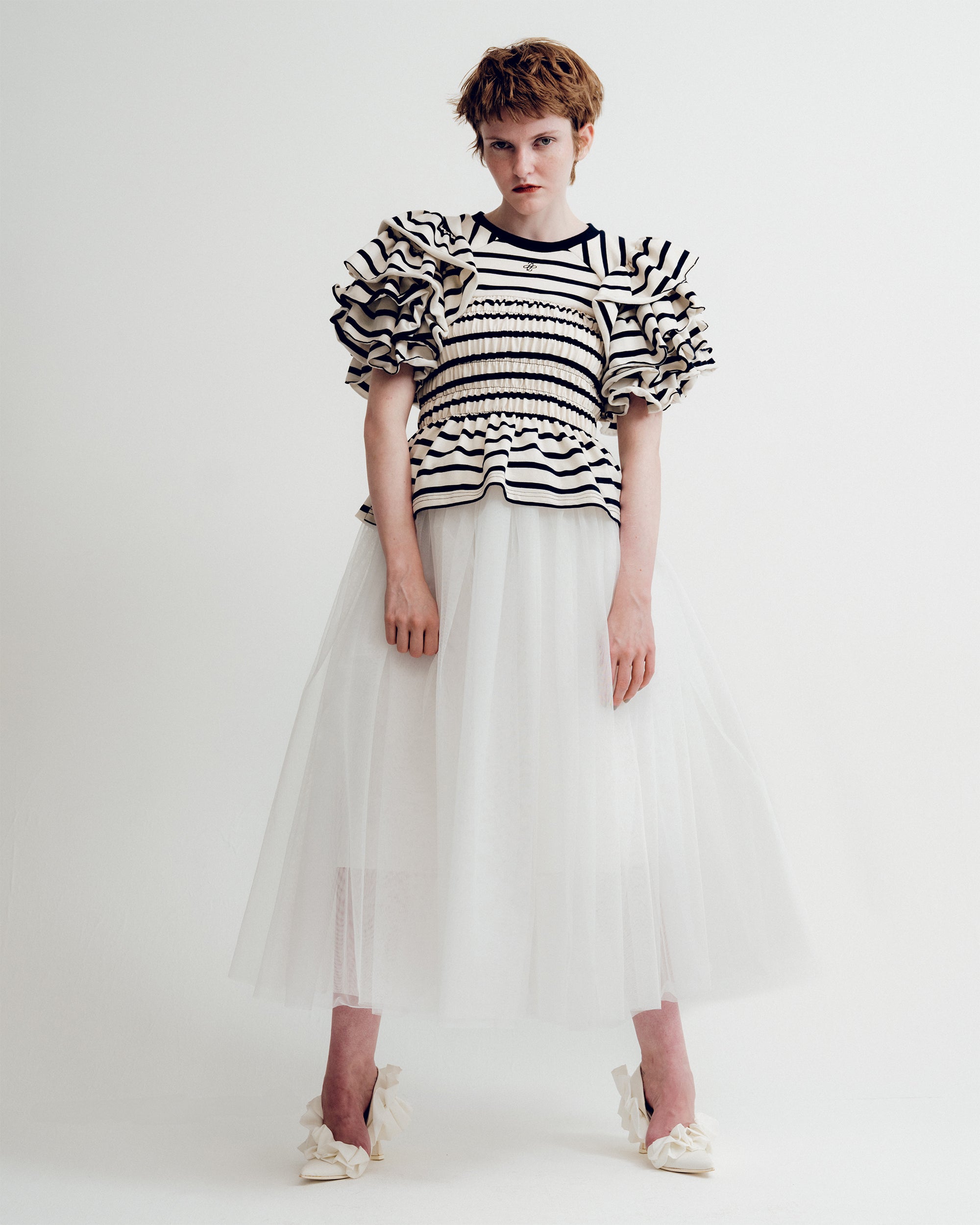 Tiered frill sleeve shirring t-shirt