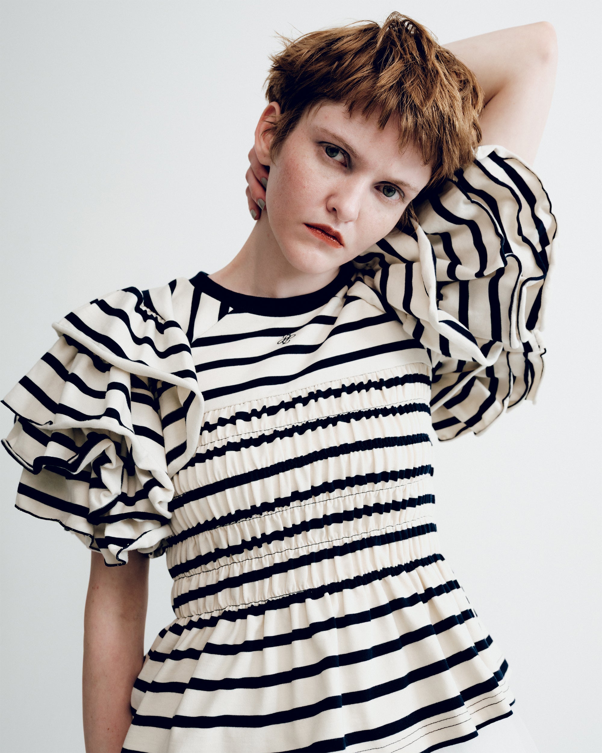 Tiered frill sleeve shirring t-shirt