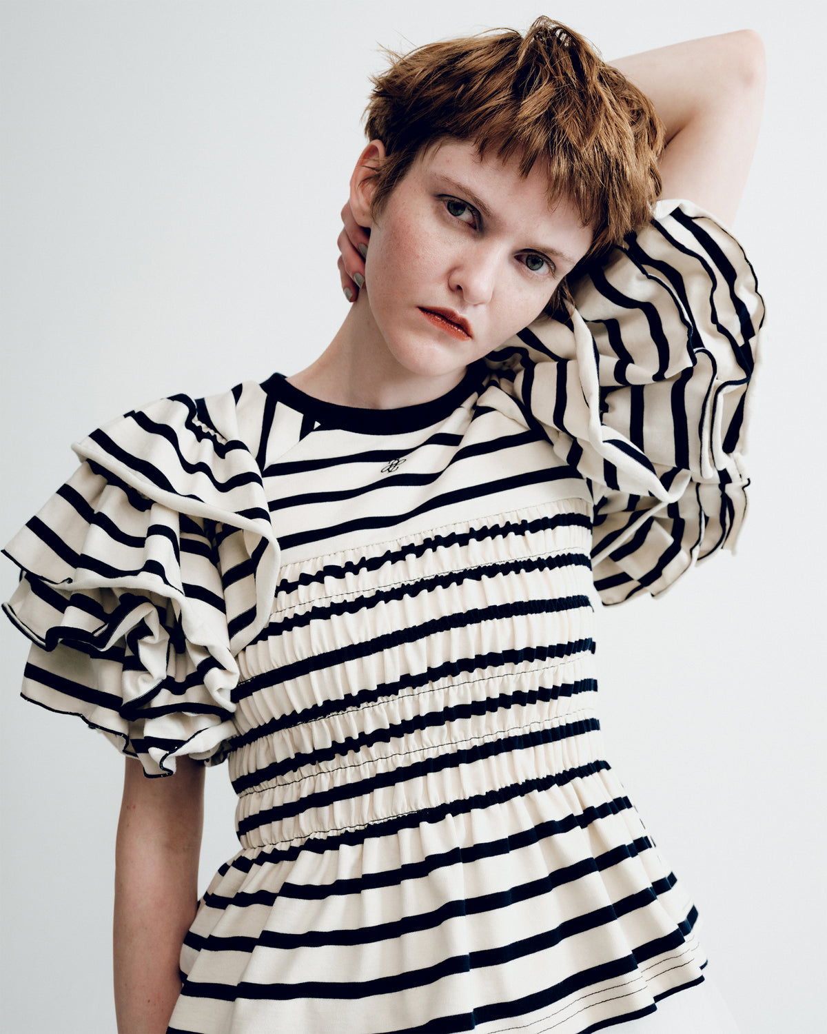 Tiered frill sleeve shirring t-shirt