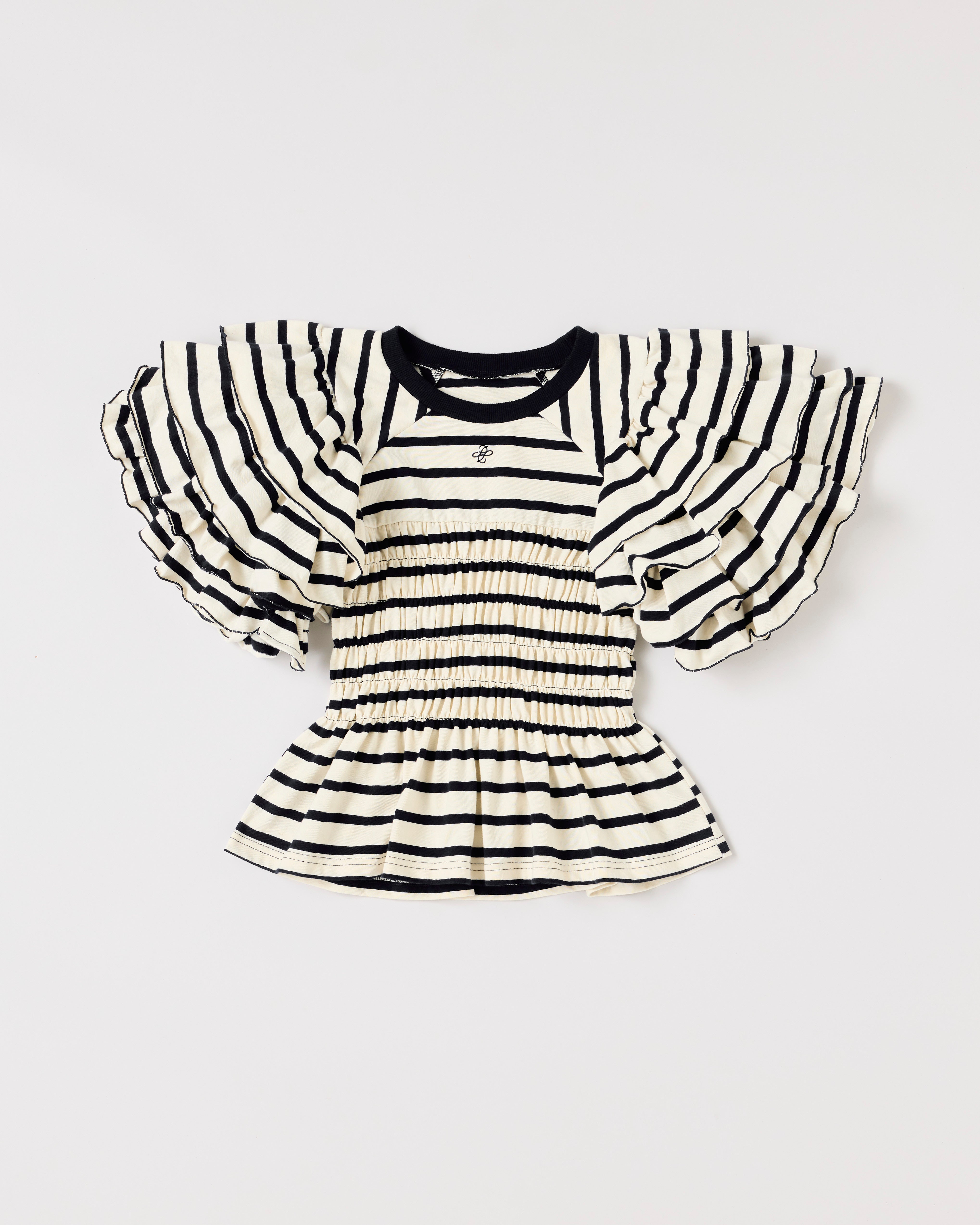 Tiered frill sleeve shirring t-shirt