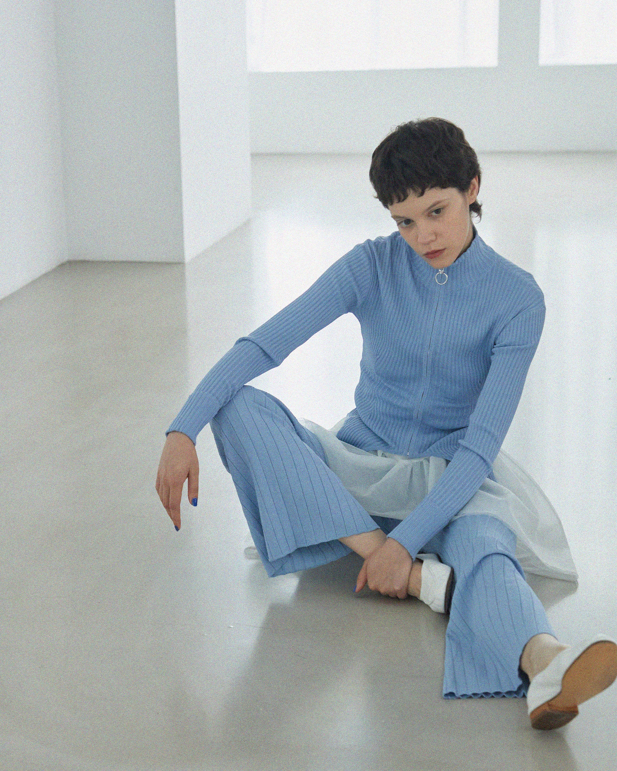 Garter cut rib zip top (high-neck) / blue