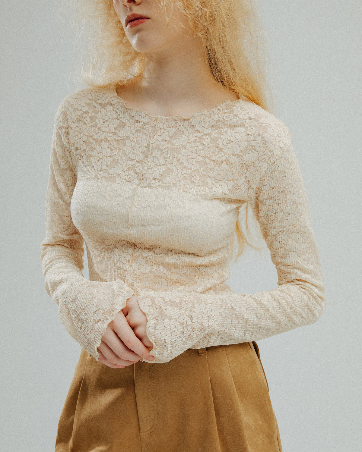 Lace flare sleeve top