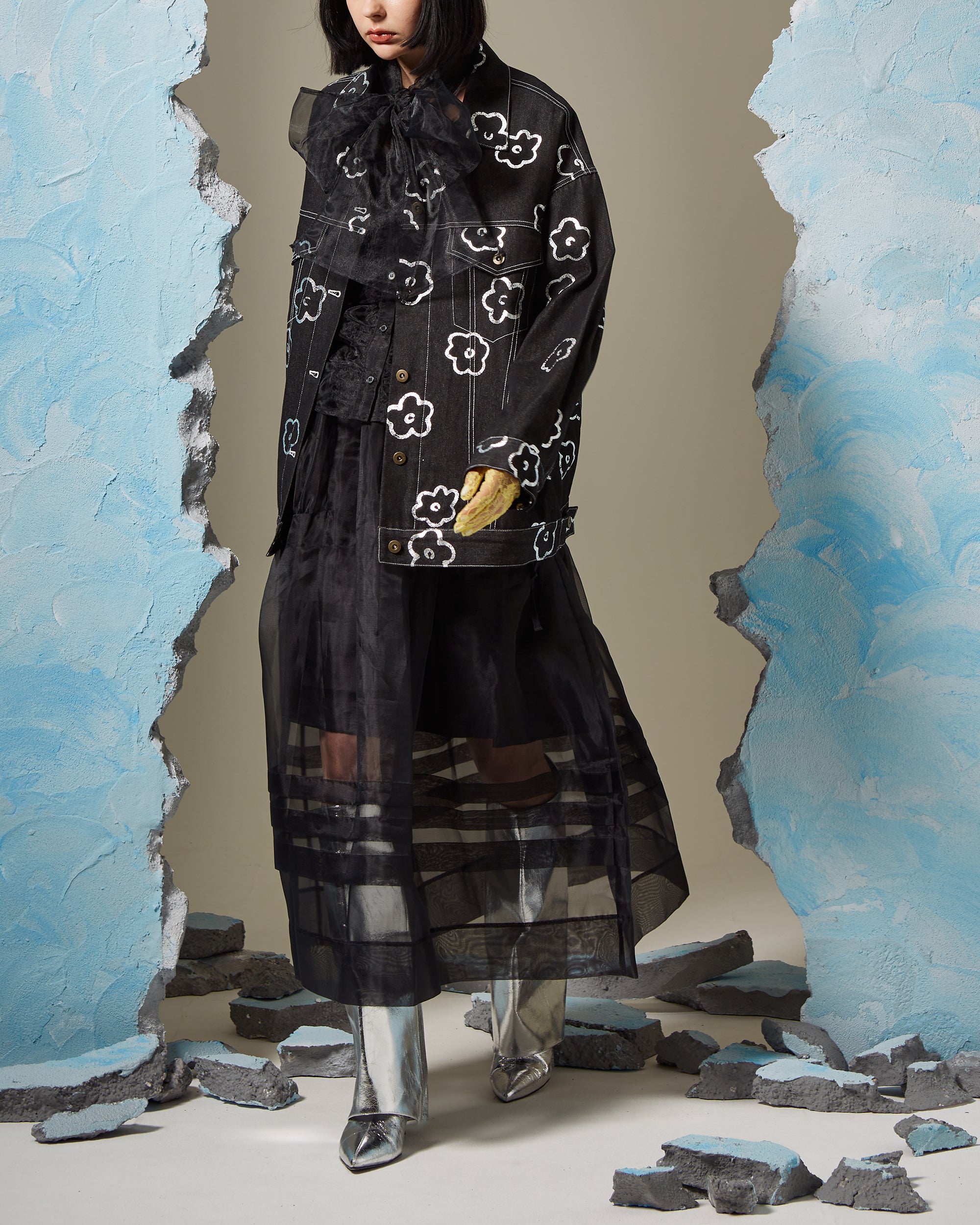 Ribbon tie blouse (black)