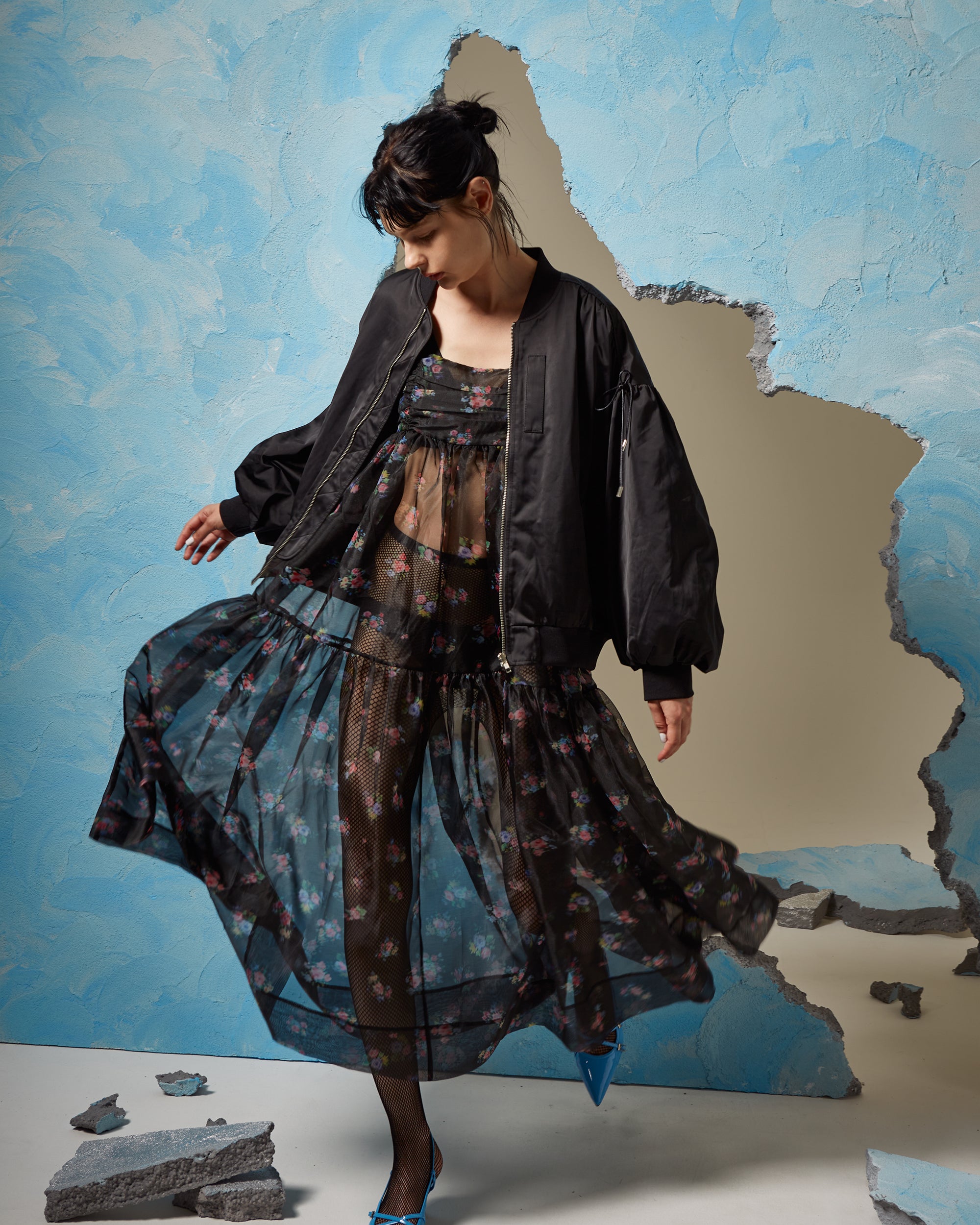 Blur flower organdy cami dress (black)