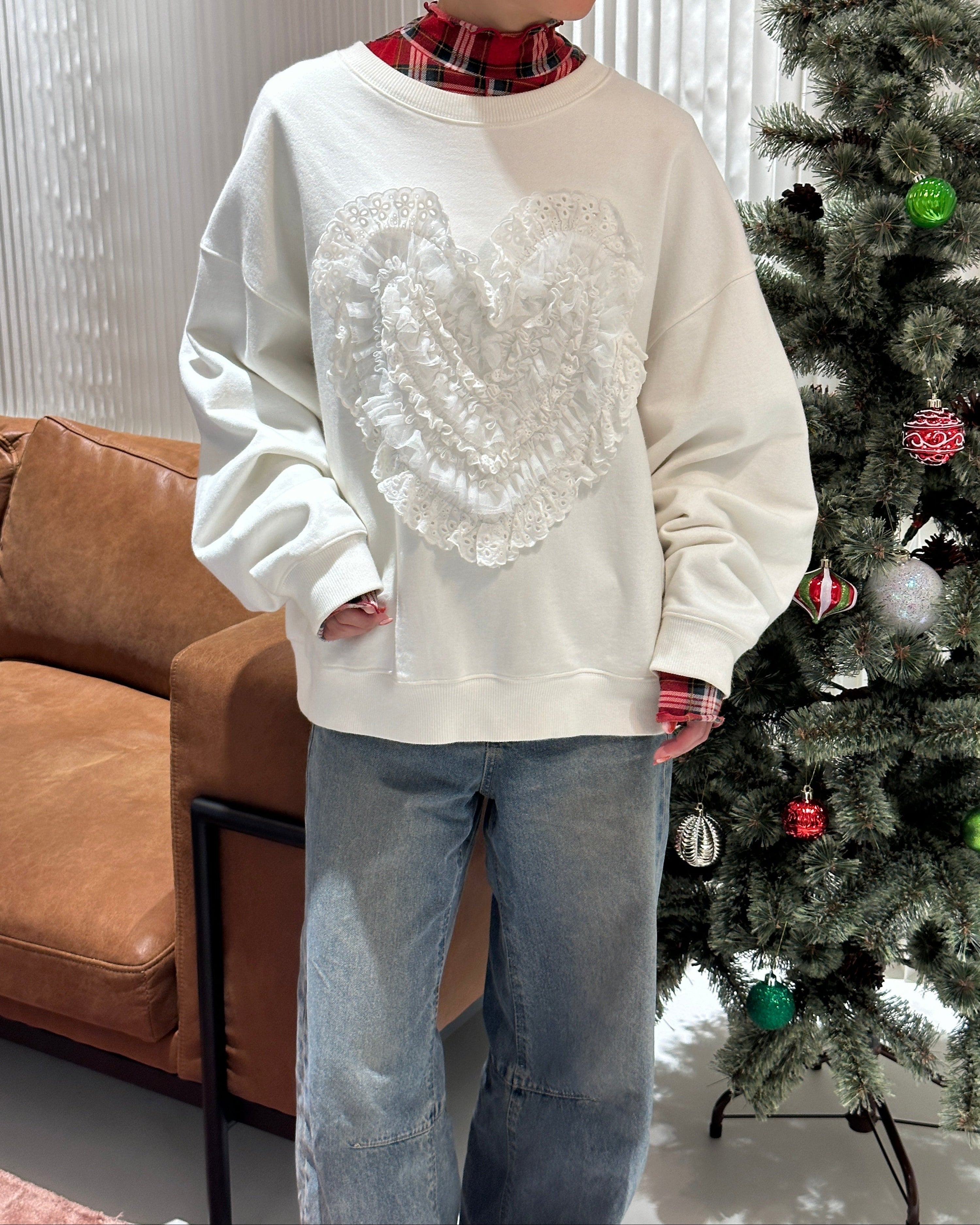 Cotton lace heart sweatshirt