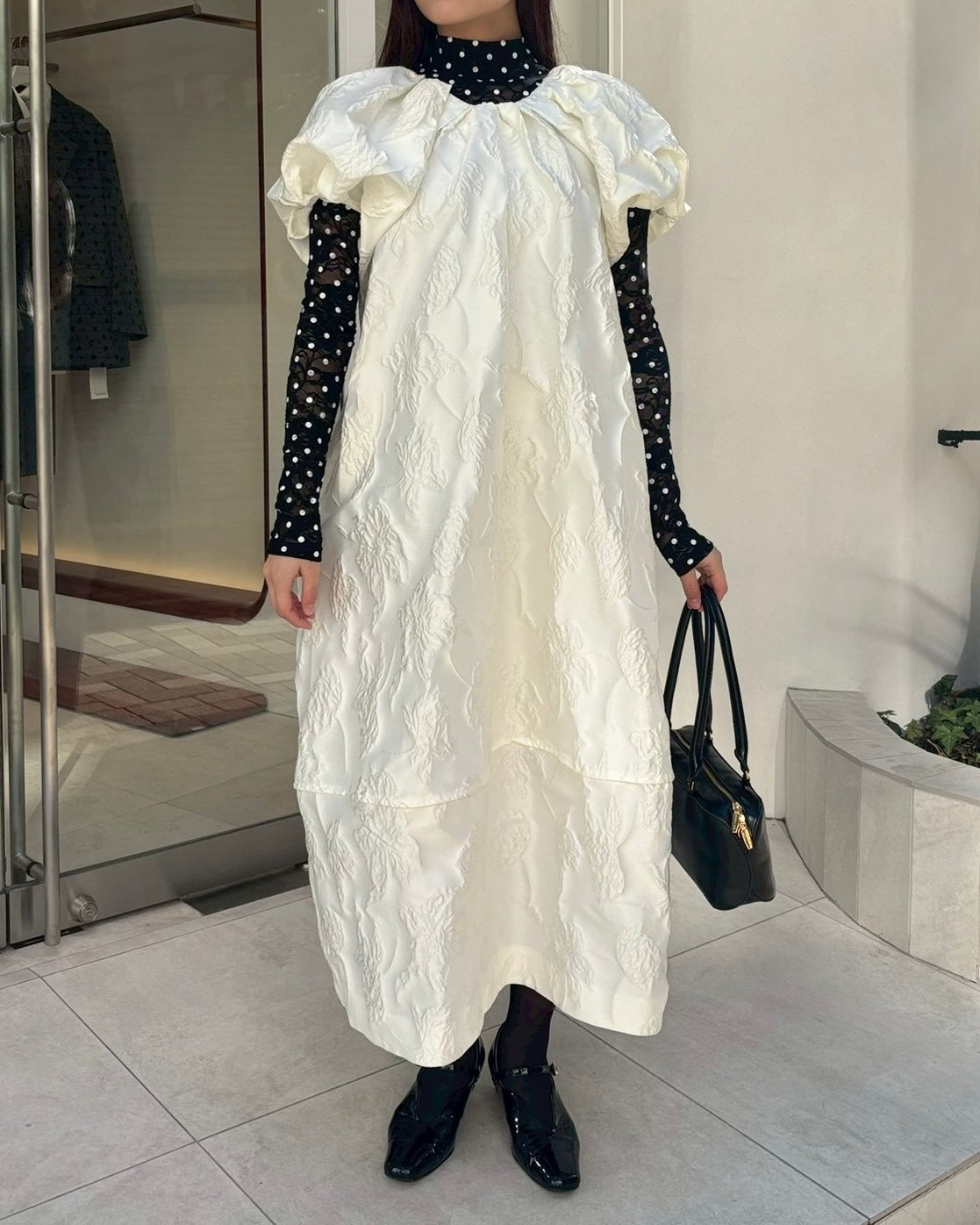 Balloon sleeve cocoon dress