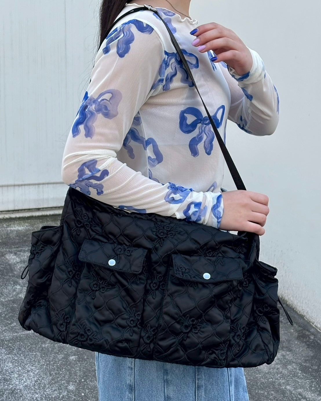 Blue ribbon see-through tops(Round neck)