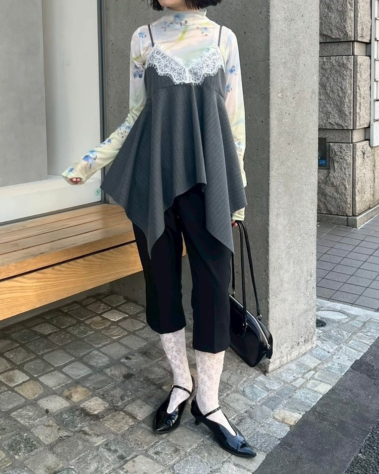 Handkerchief hem lace cami tunic