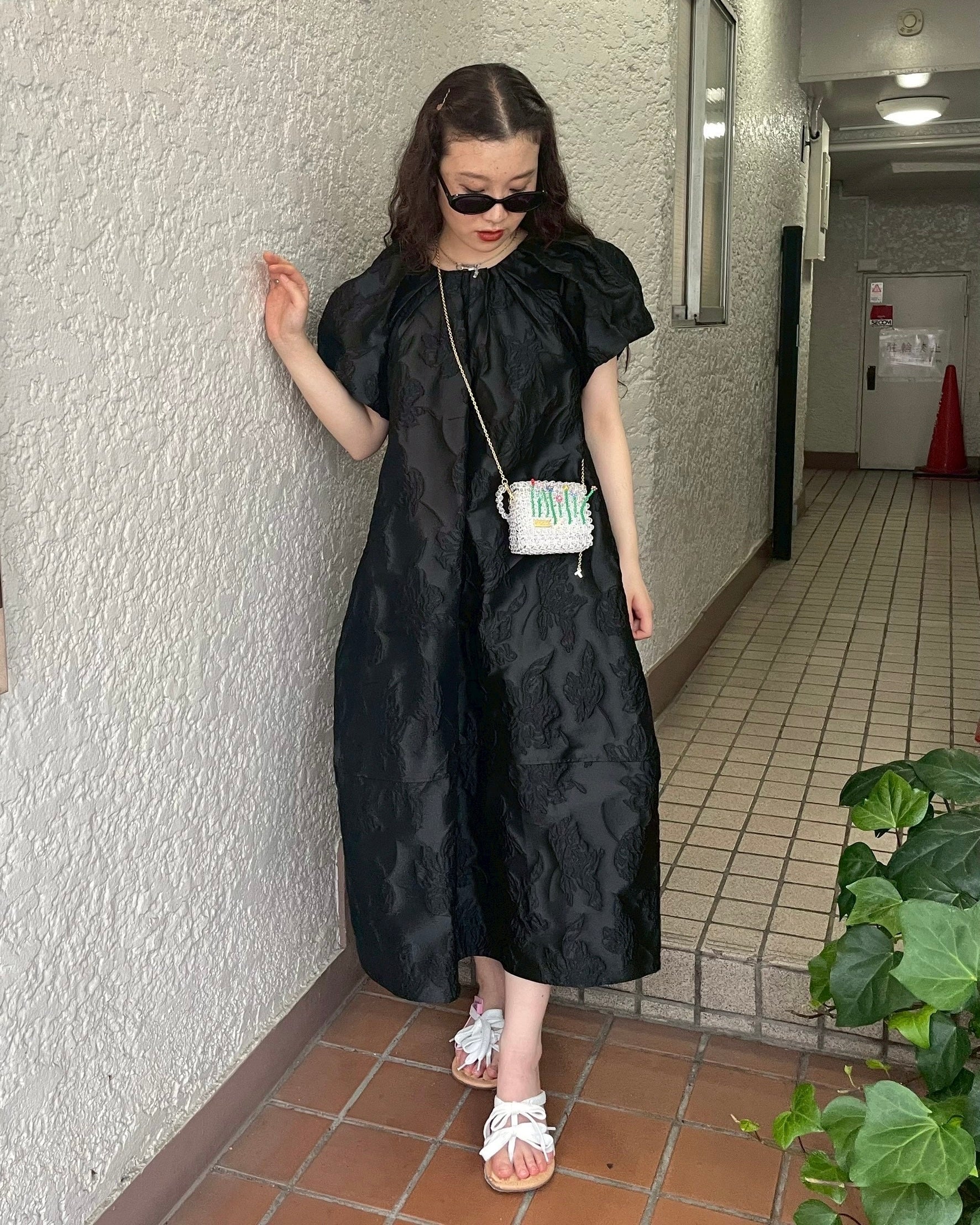 ワンピース POPPY BALLOON SLEEVE COCOON DRESS Balloon sleeve cocoon dress (black)