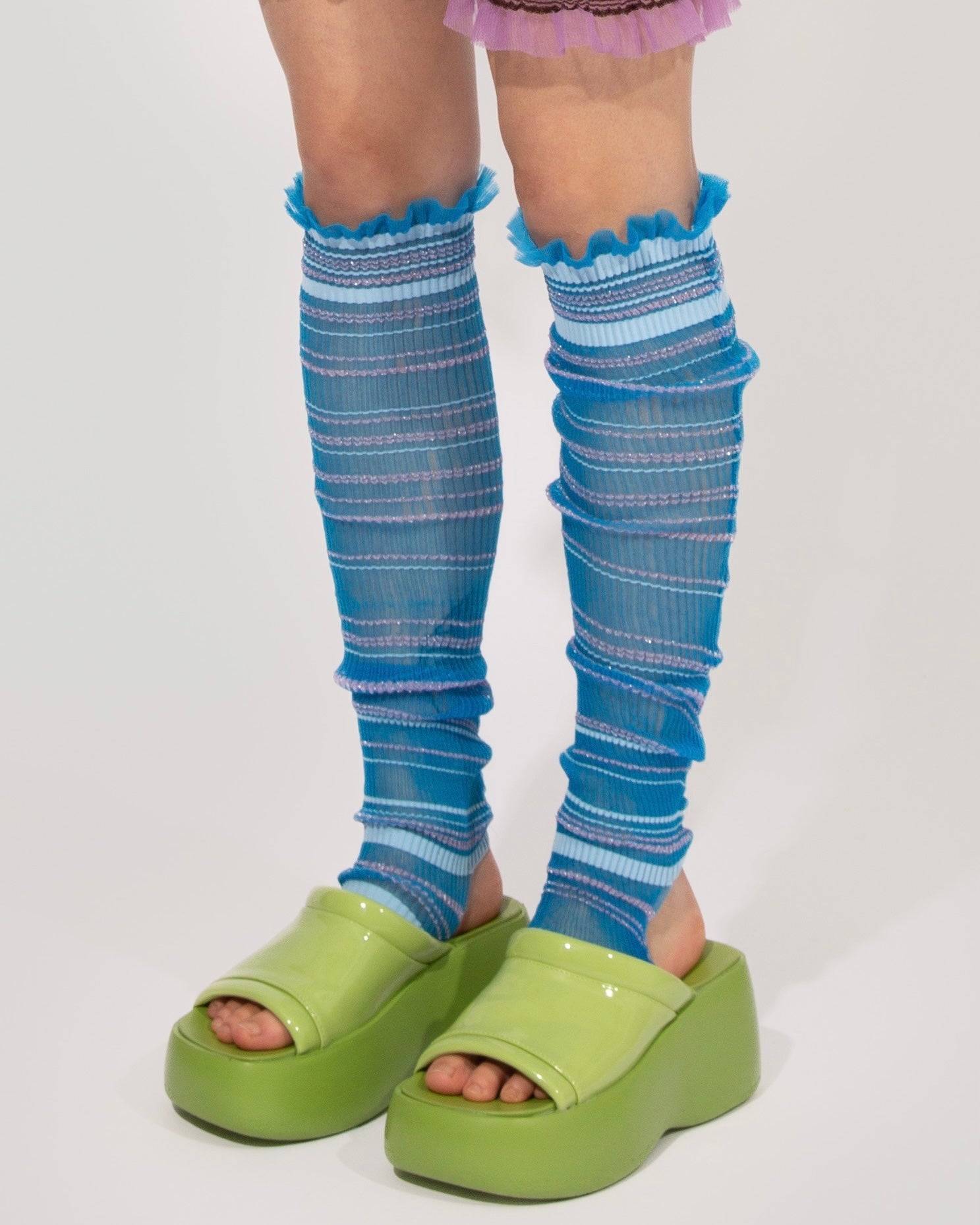 <b>Nadia Wire</b><br>striped frills