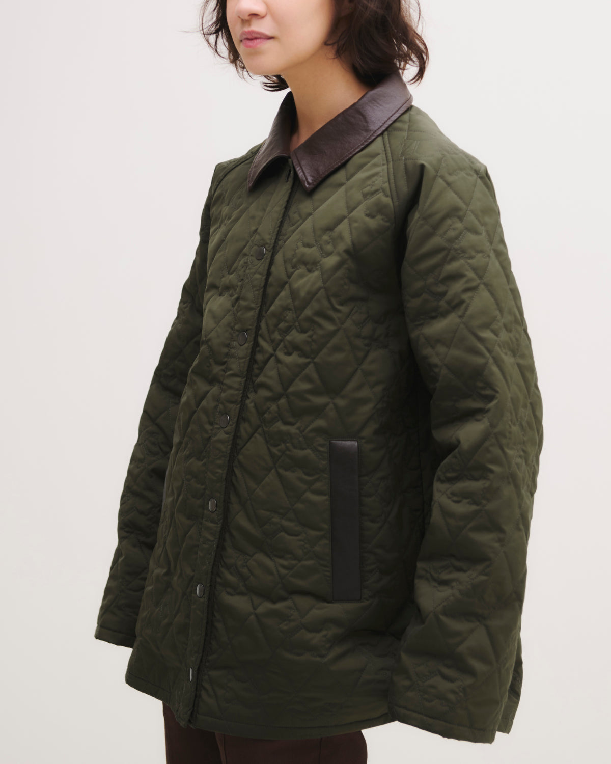 Achi-Cochi schnauzer quilted coat