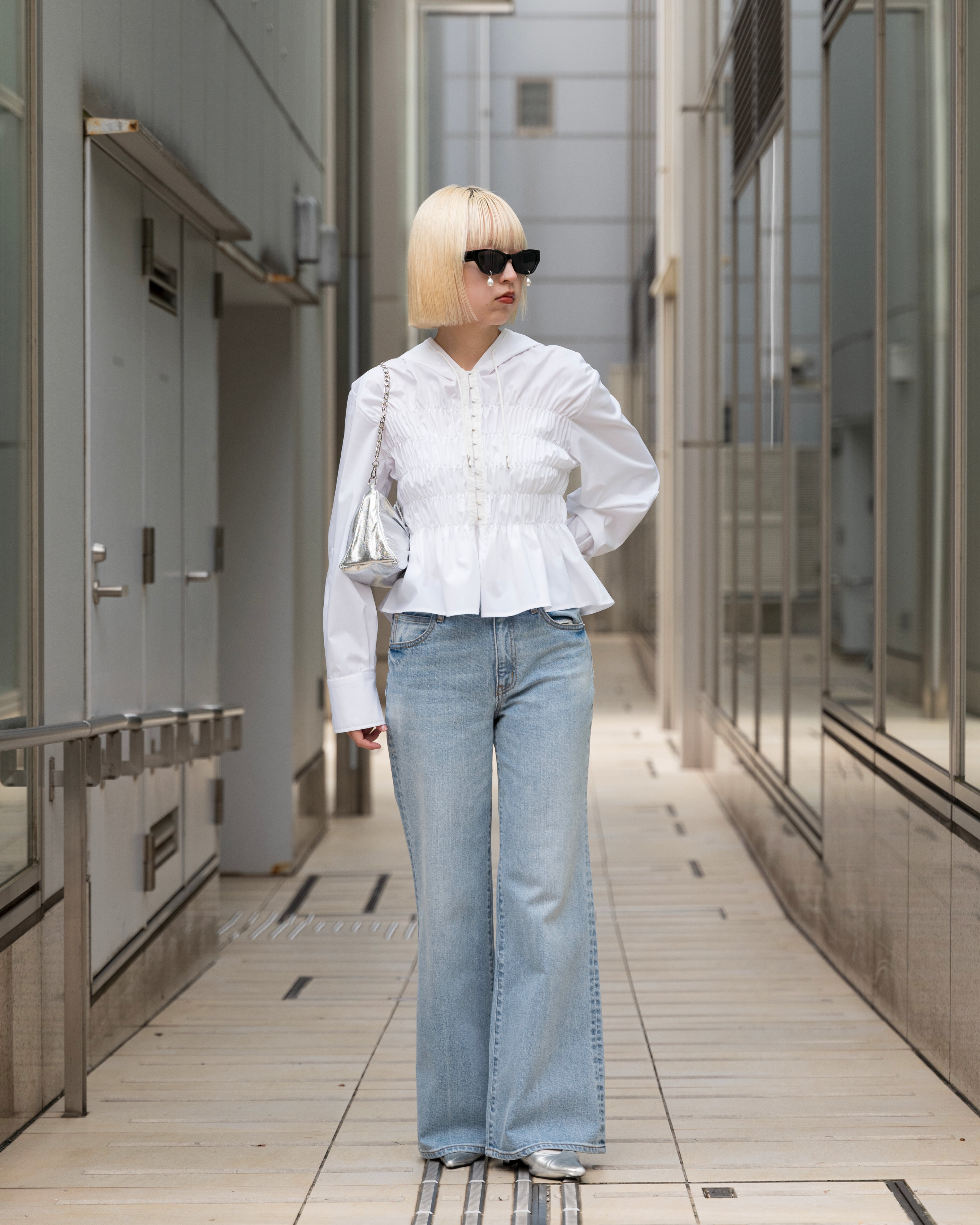 poppy あさぎーにょ シャーリングフーディシャツ Shirring hoodie shirt (white / blue stripe)