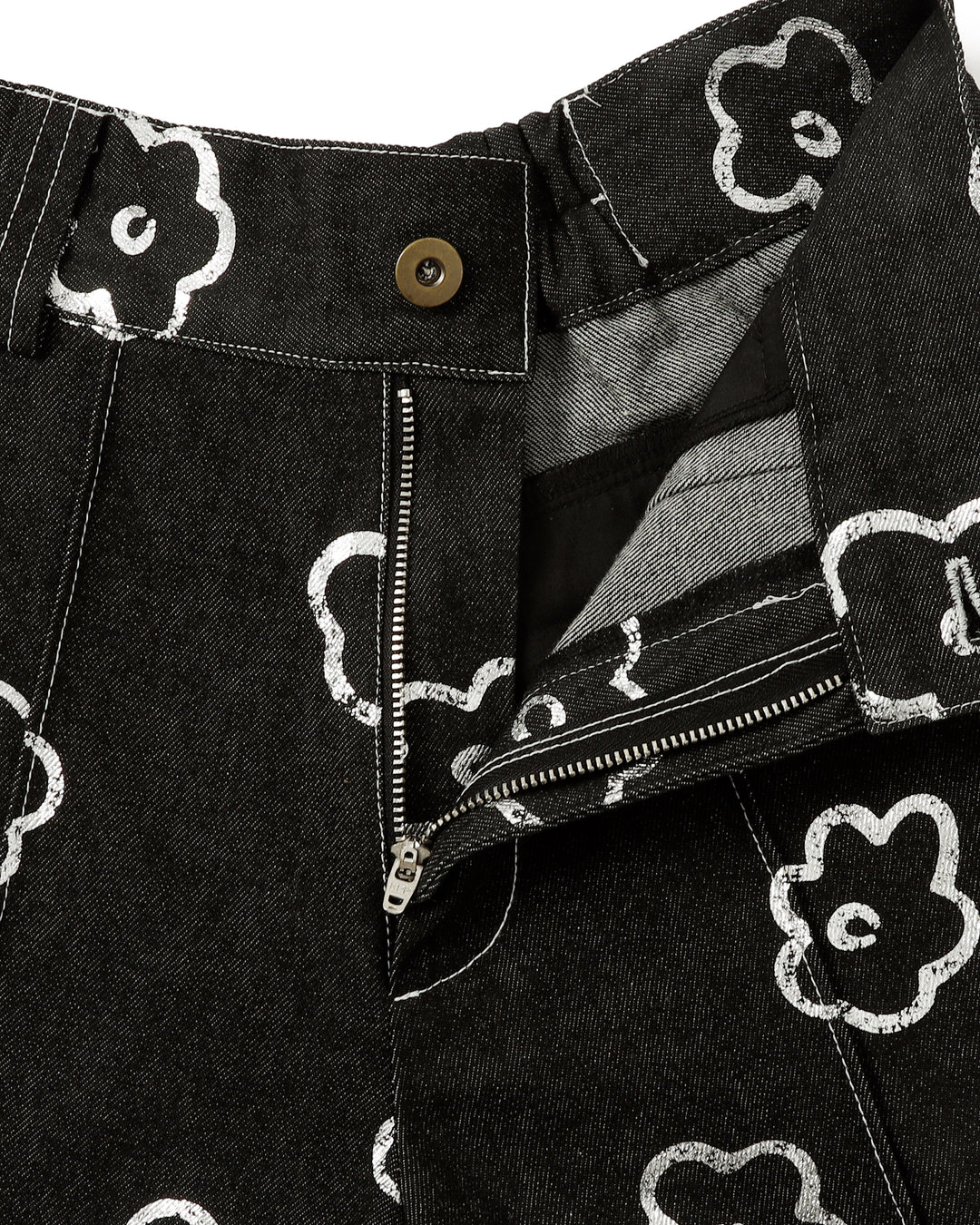 POPPY SILVER FLOWER HALF DENIM PANTS