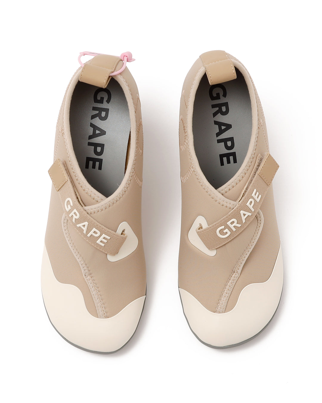 靴 grape beige embroidery logo diving shoe GRAPE Beige Embroidery Logo Diving Shoe