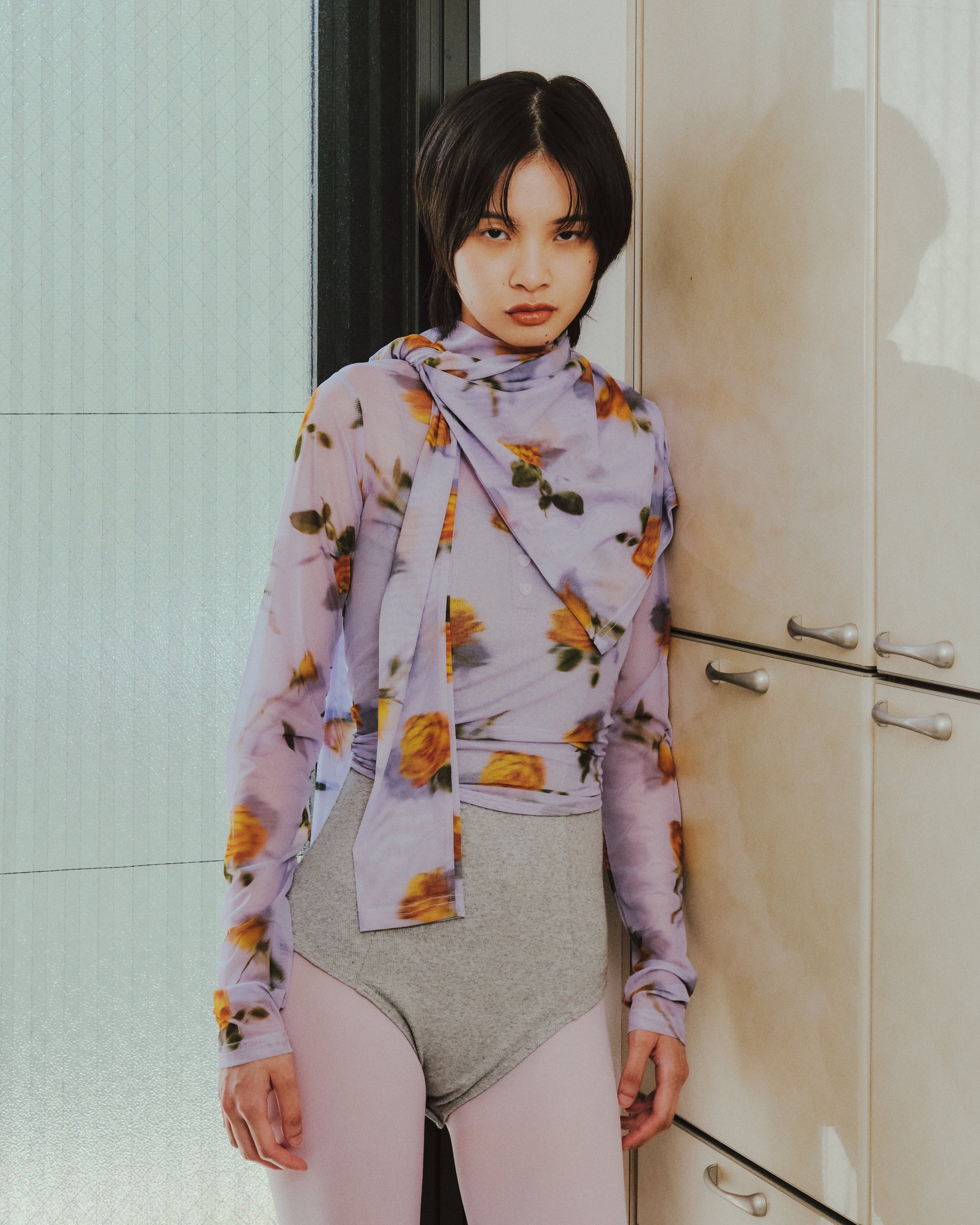 トップス POPPY PHOTO ROSES SEE-THROUGH TOPS Photo ROSES Pink see-through tops (round neck)