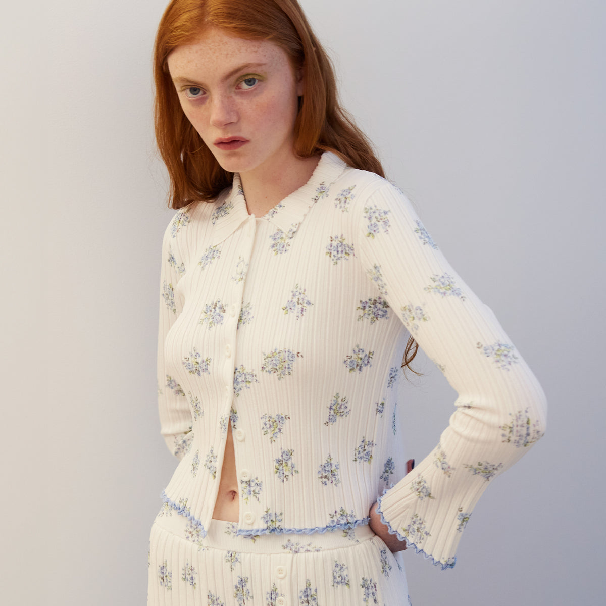 Blue flower rib knit cardigan