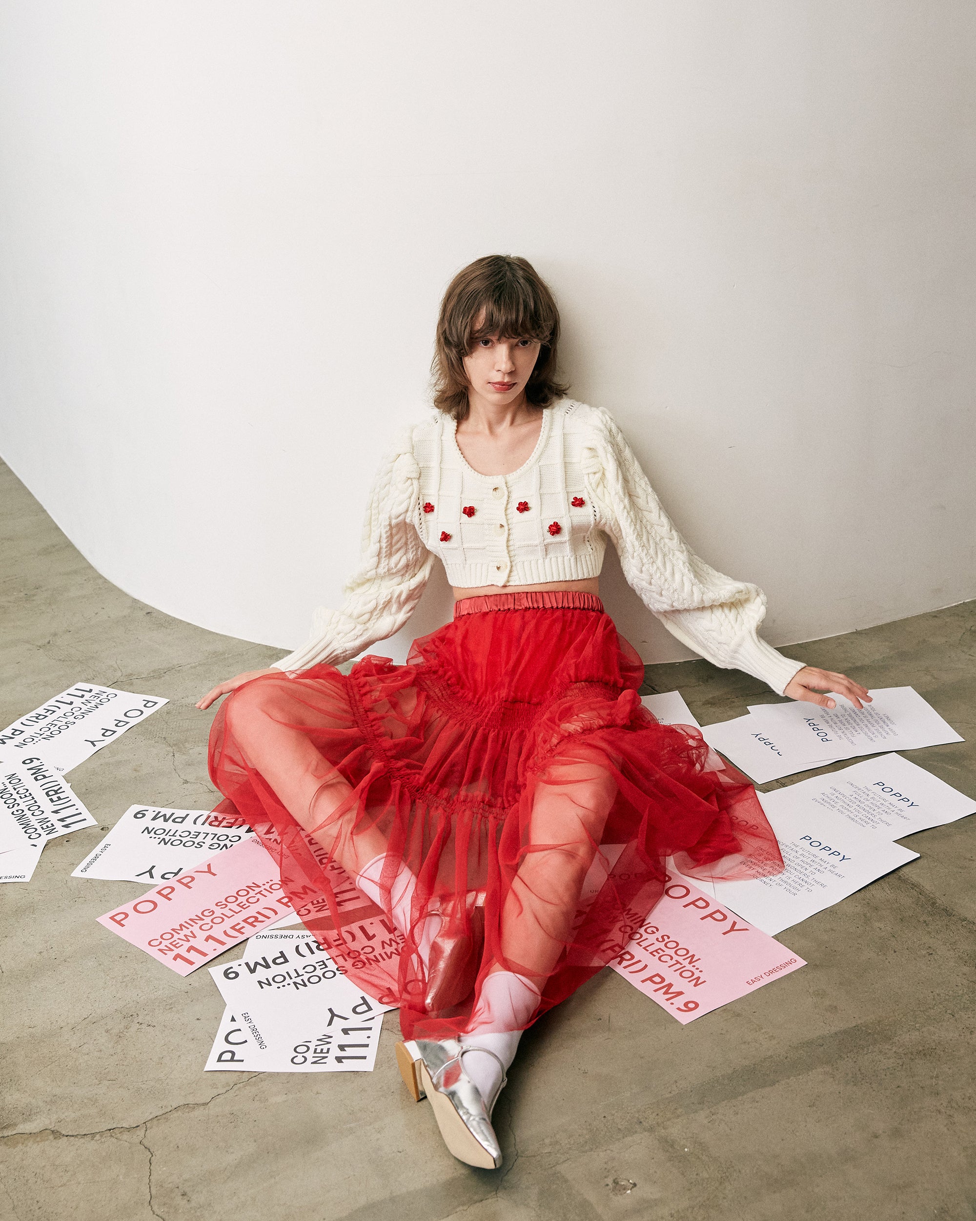 Ribbon flower cropped cardigan