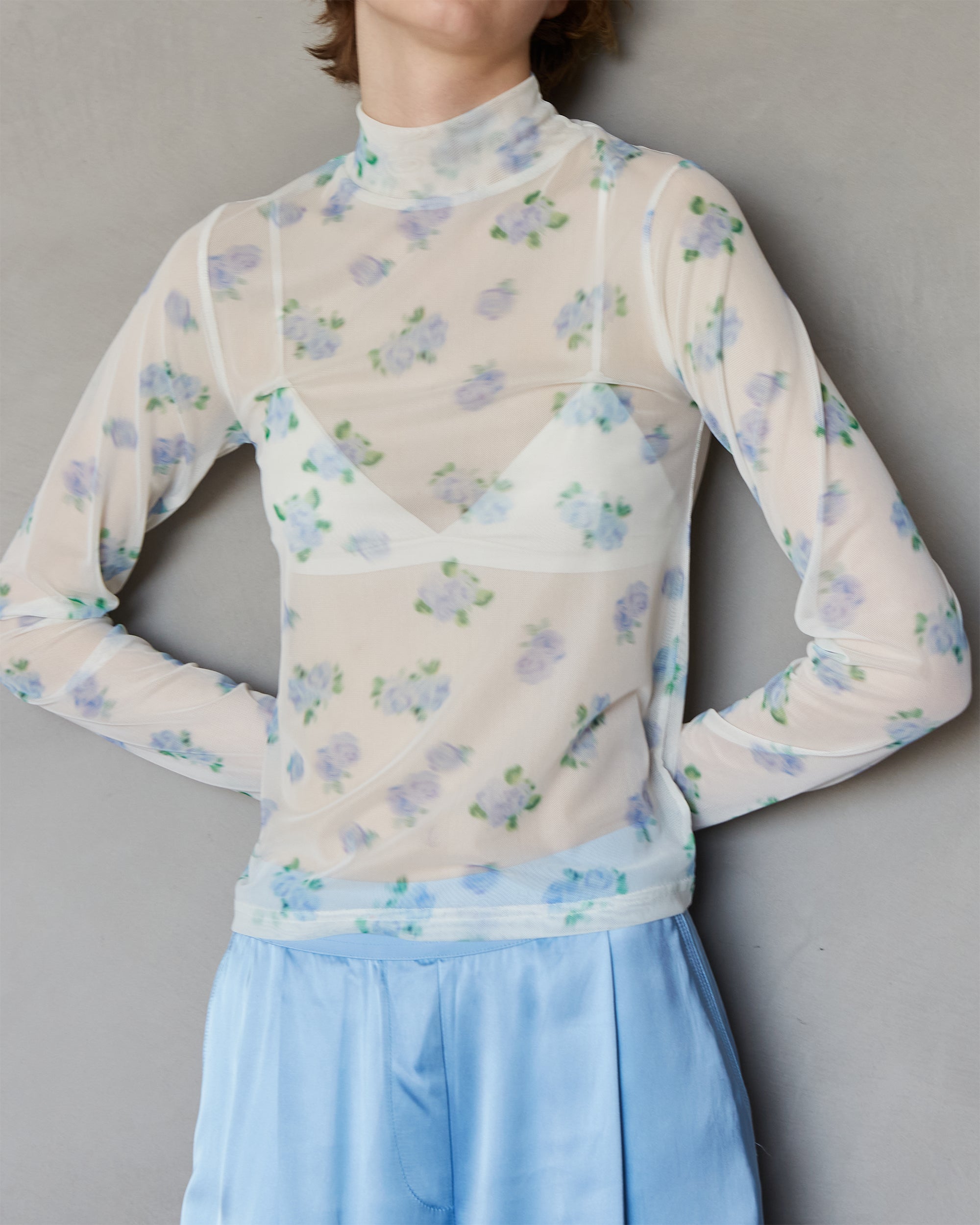 Blue blurred flower see-through tops (high neck)