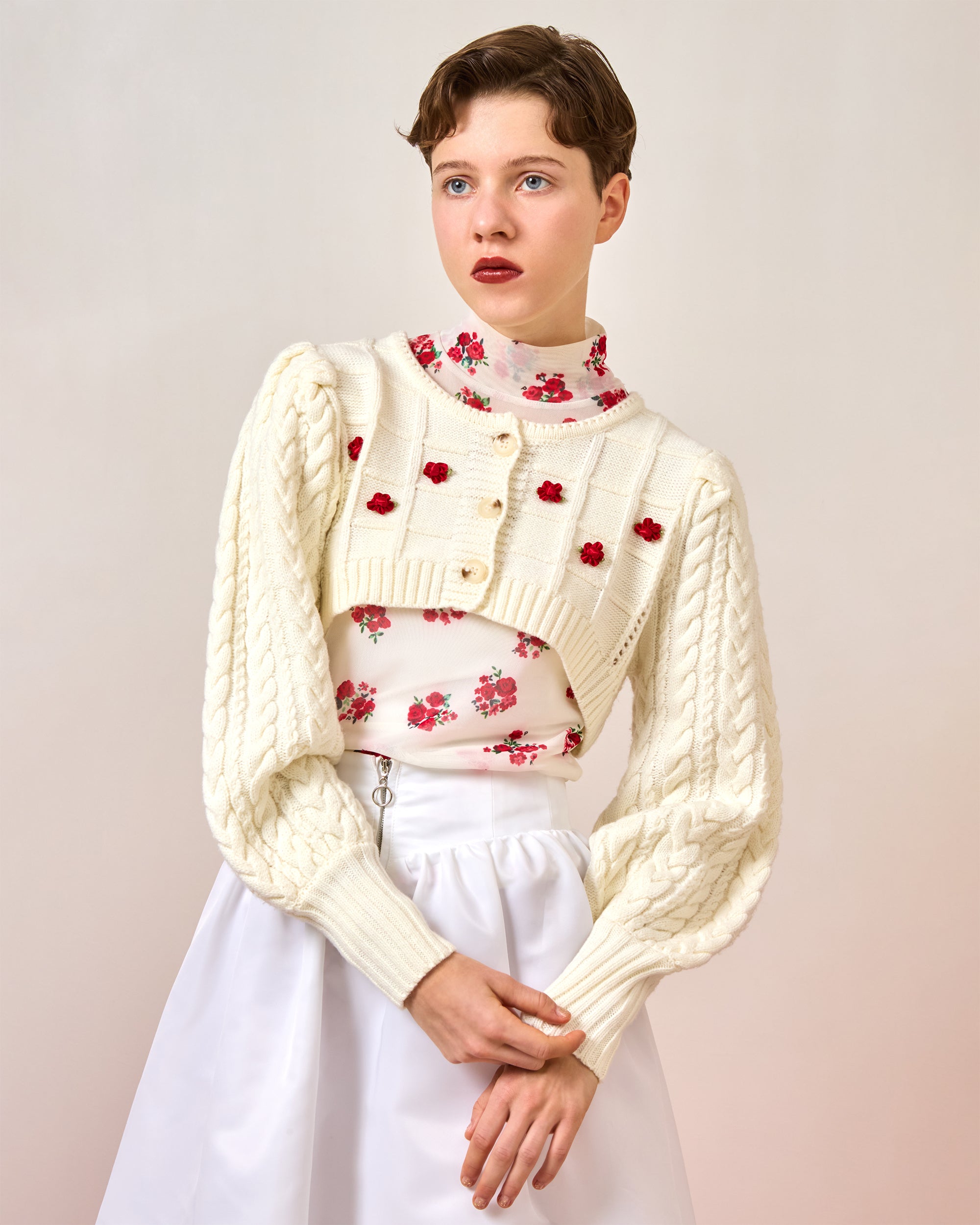 Ribbon flower cropped cardigan