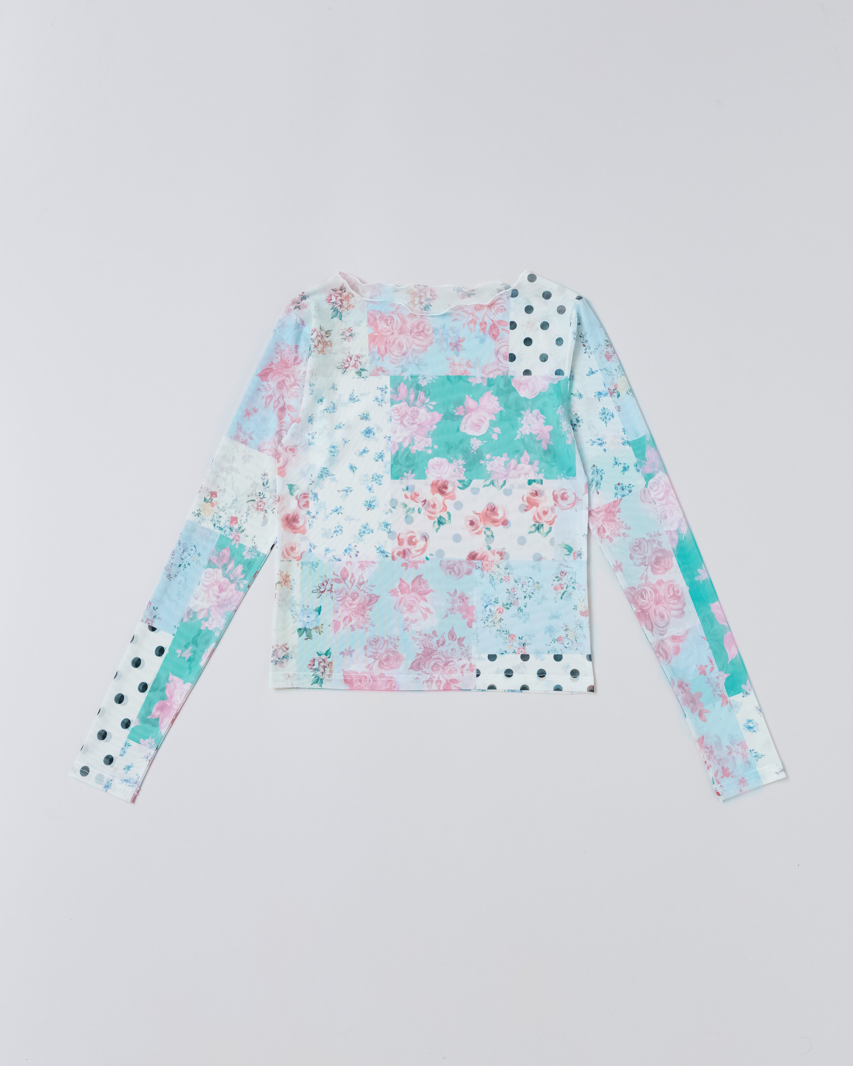 トップス NOSTALGIC PATCHWORK SEE-THROUGH TOPS Nostalgic patchwork see-through tops (round neck)