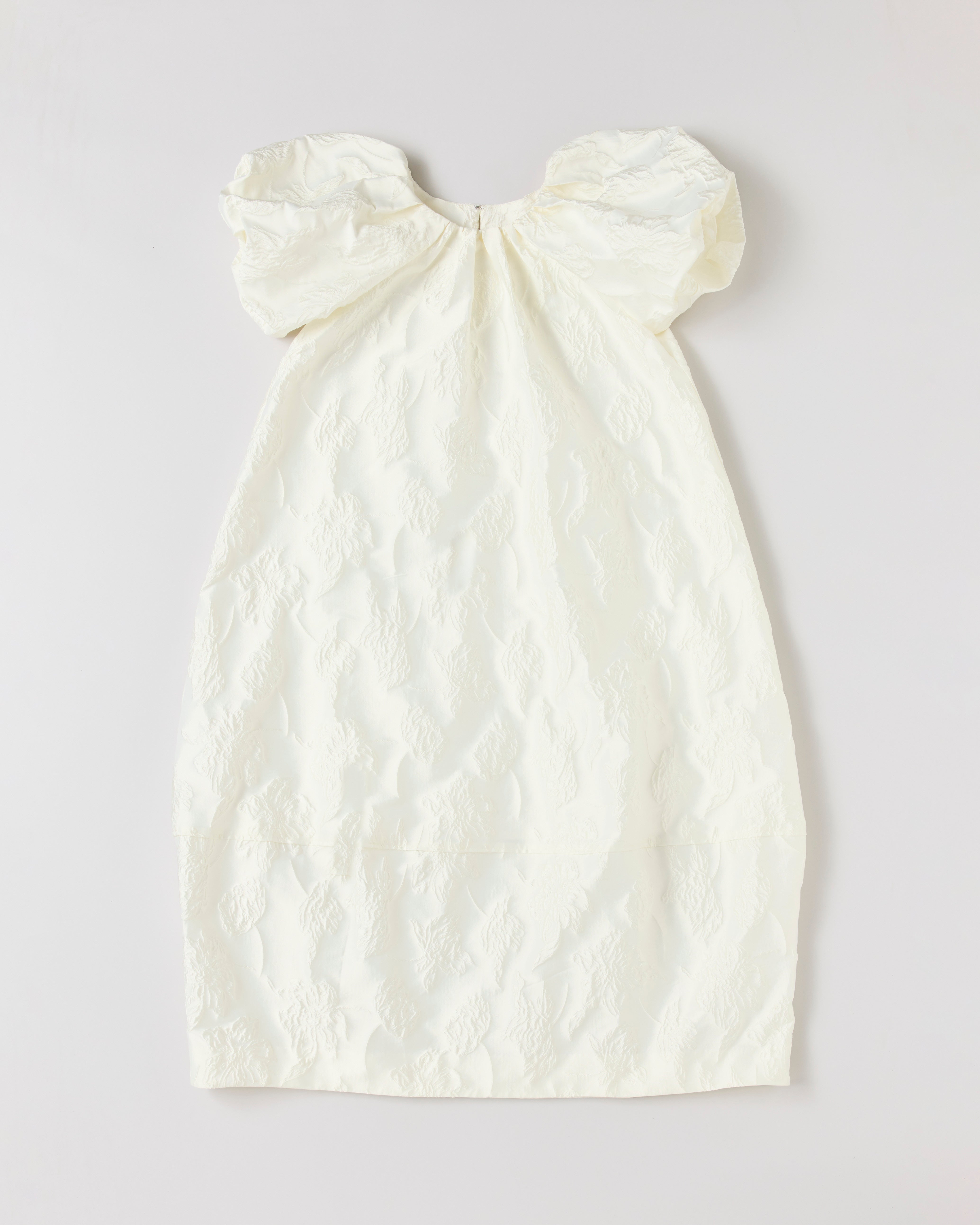 Balloon sleeve cocoon dress