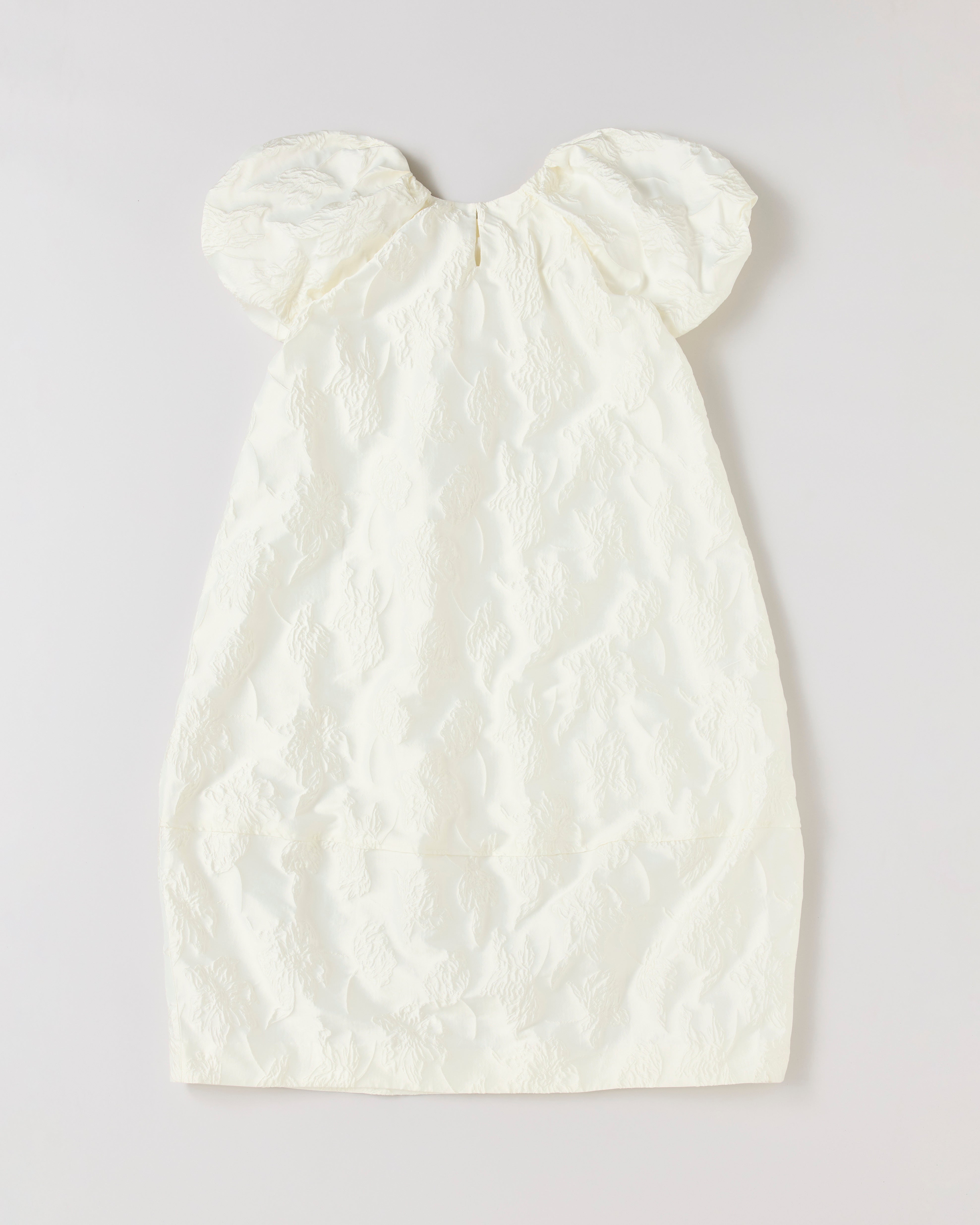 Balloon sleeve cocoon dress