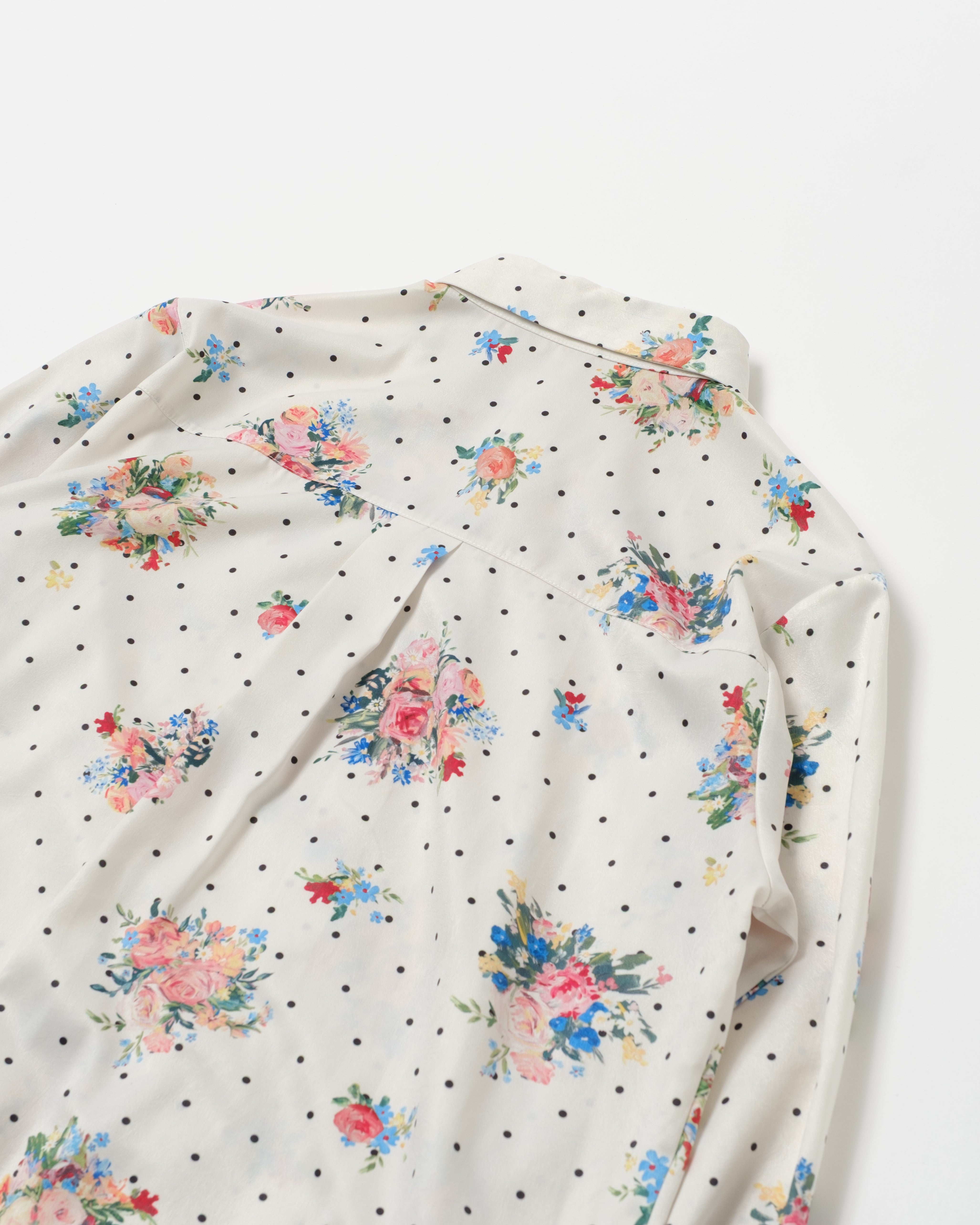 Dot flower shirt