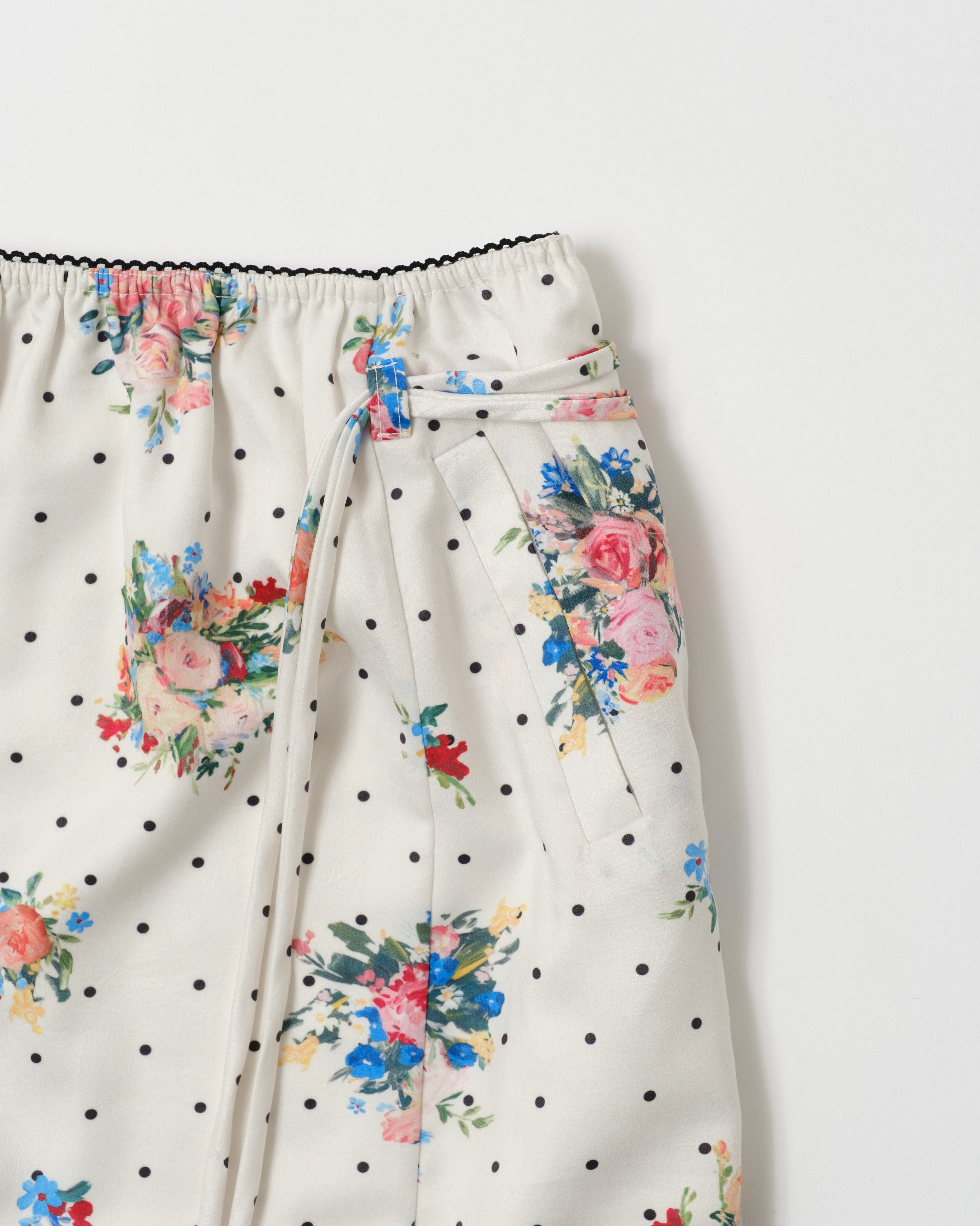 Satin I-line skirt