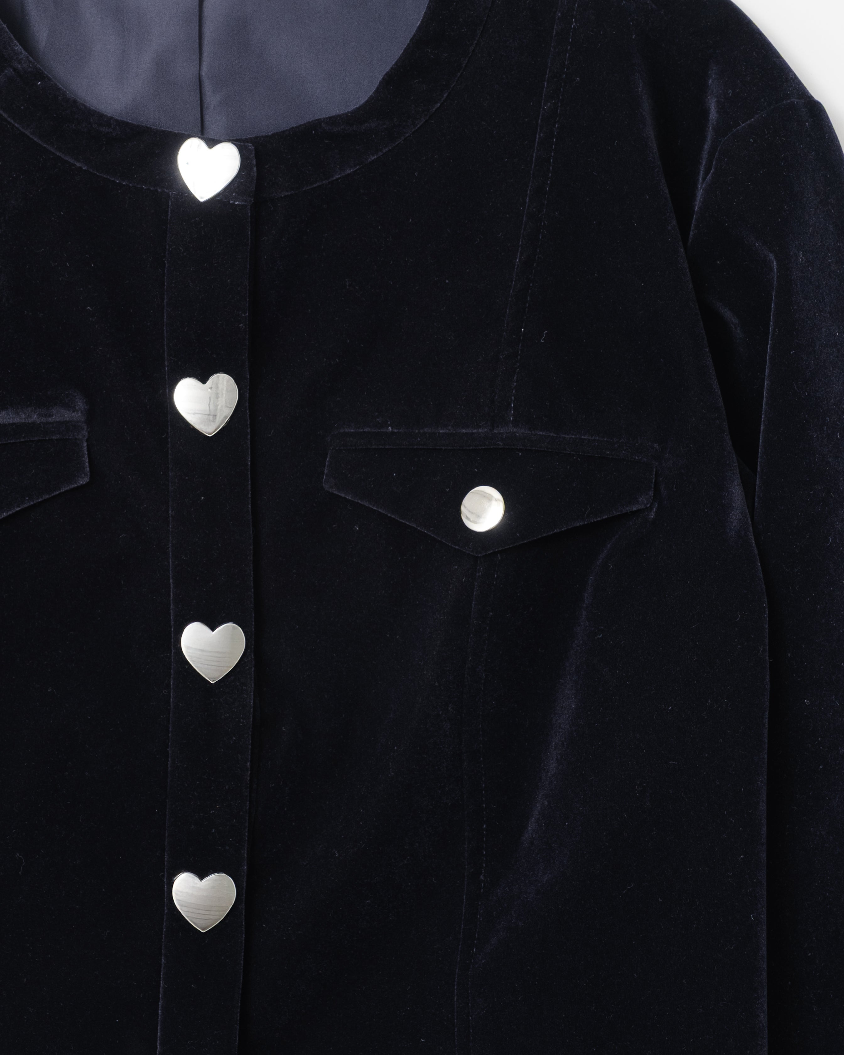 Heart button velvet jacket