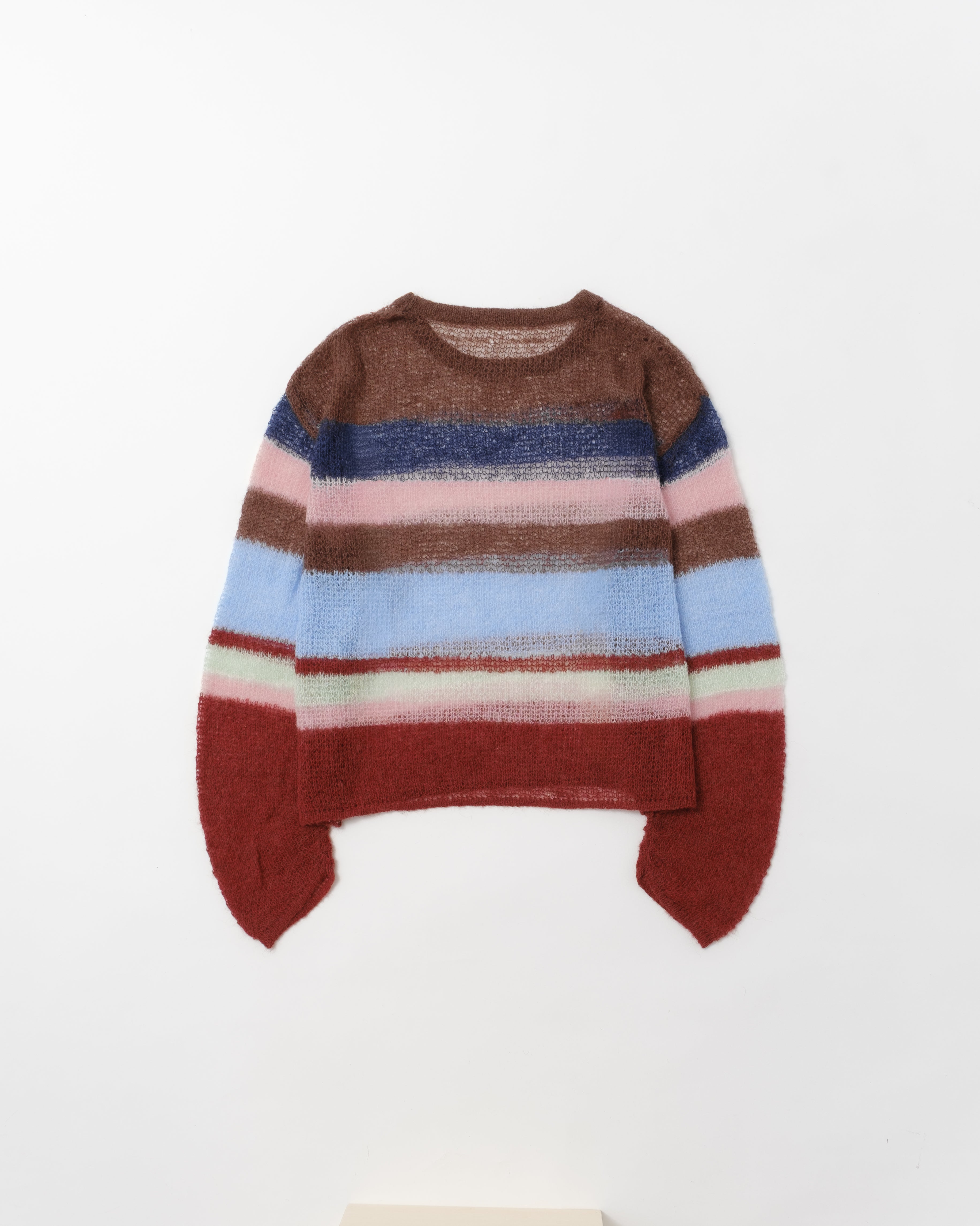 Border low-gauge knit sweater