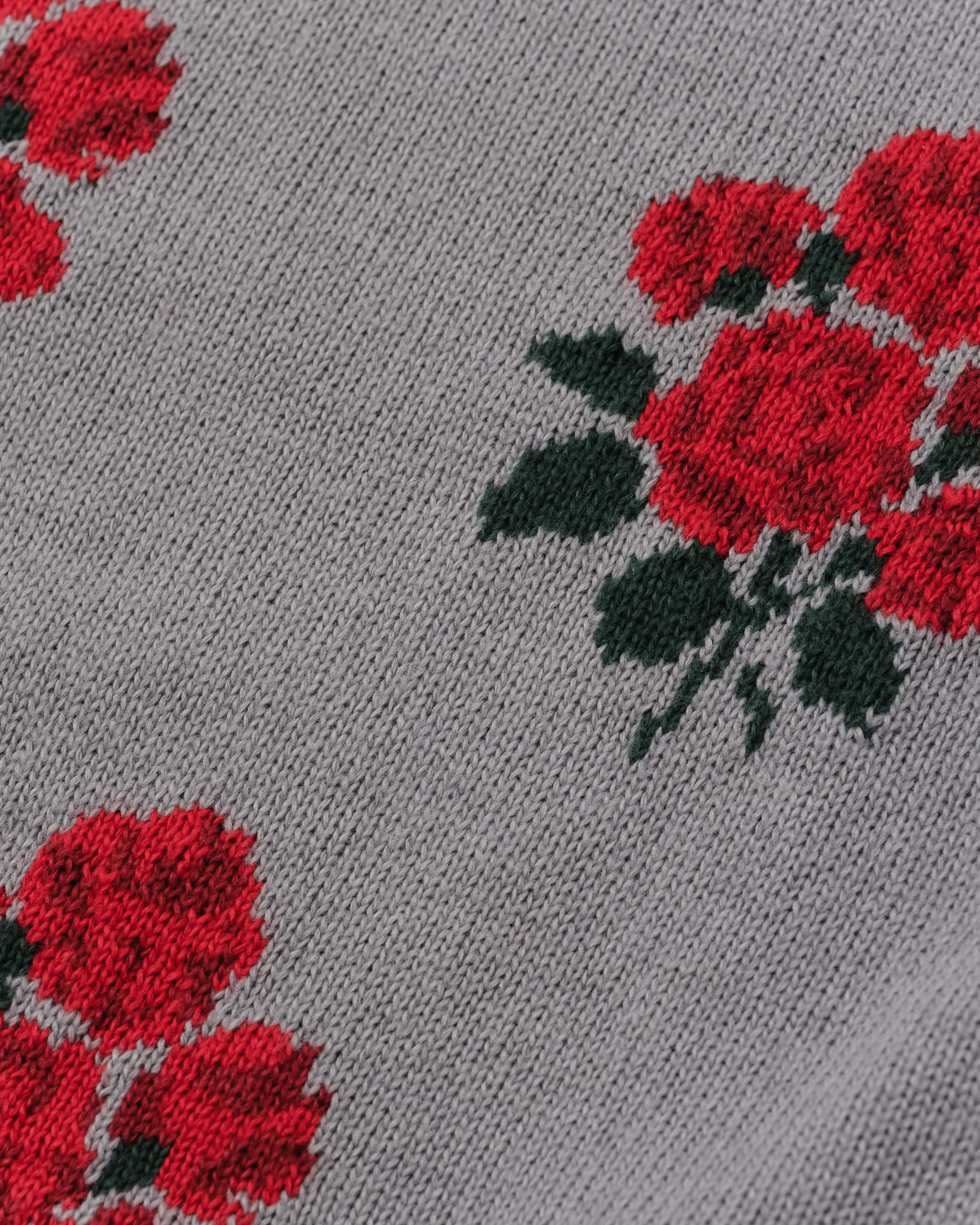 Red bouquet intarsia knit