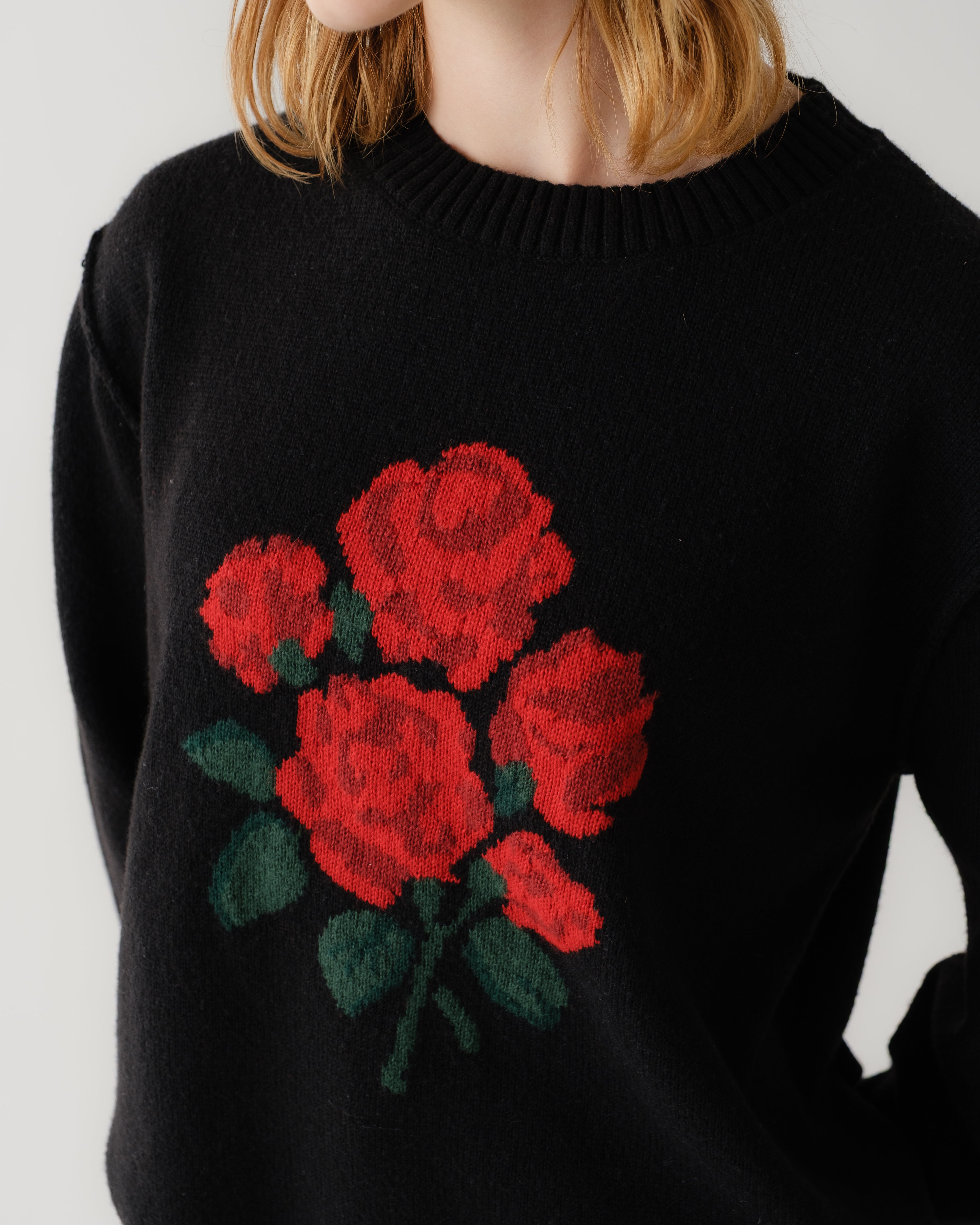 トップス POPPY RED BOUQUET INTARSIA KNIT (BLACK) Red bouquet intarsia knit (black)