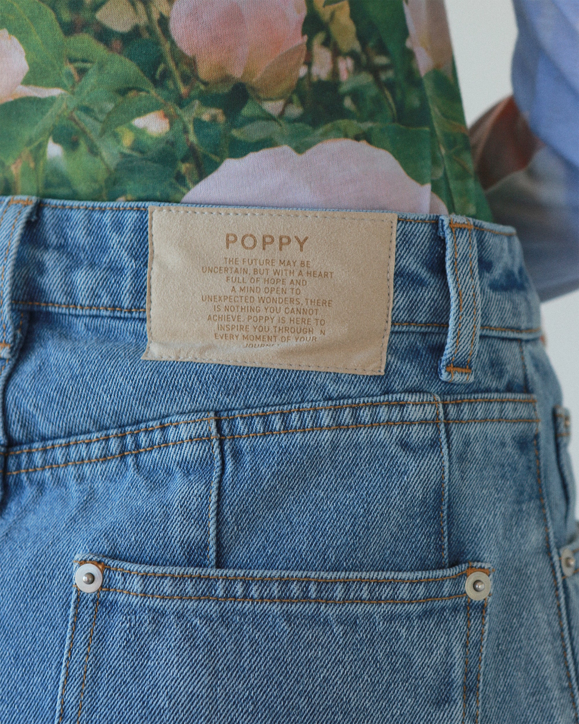 Pleated balloon denim pants