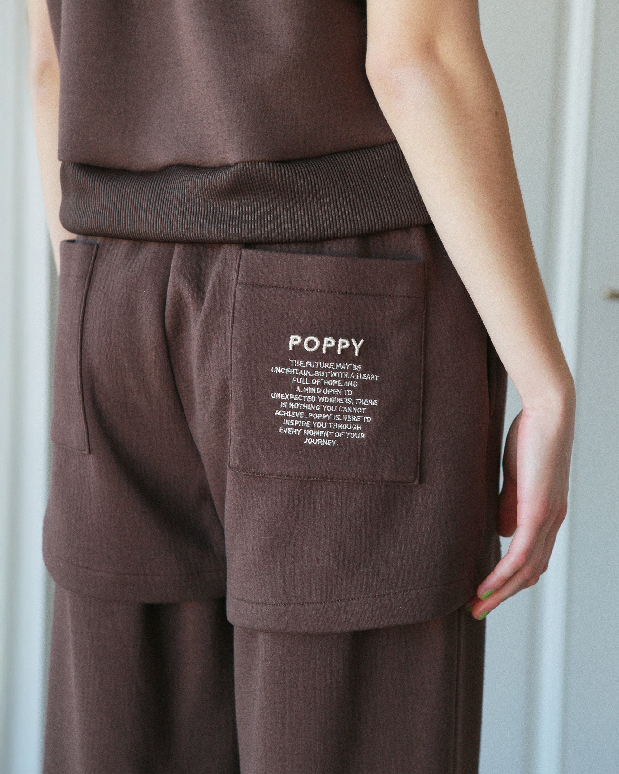Layered bonding pants