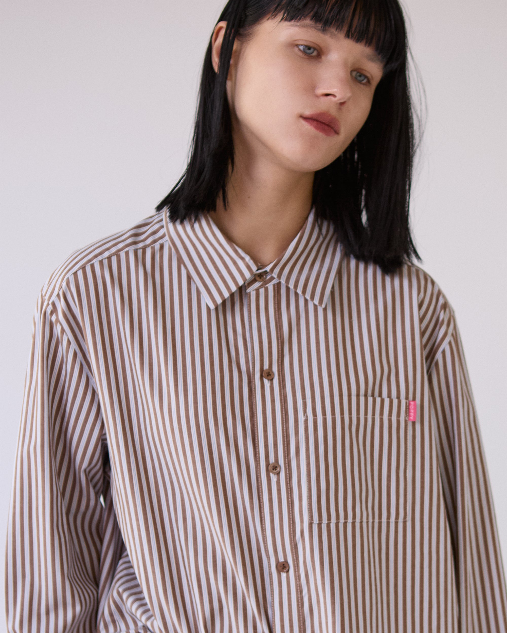 【レイニー】新品未使用　POPPY カーブヘムラインショートシャツ Curved hemline short shirt (light blue)