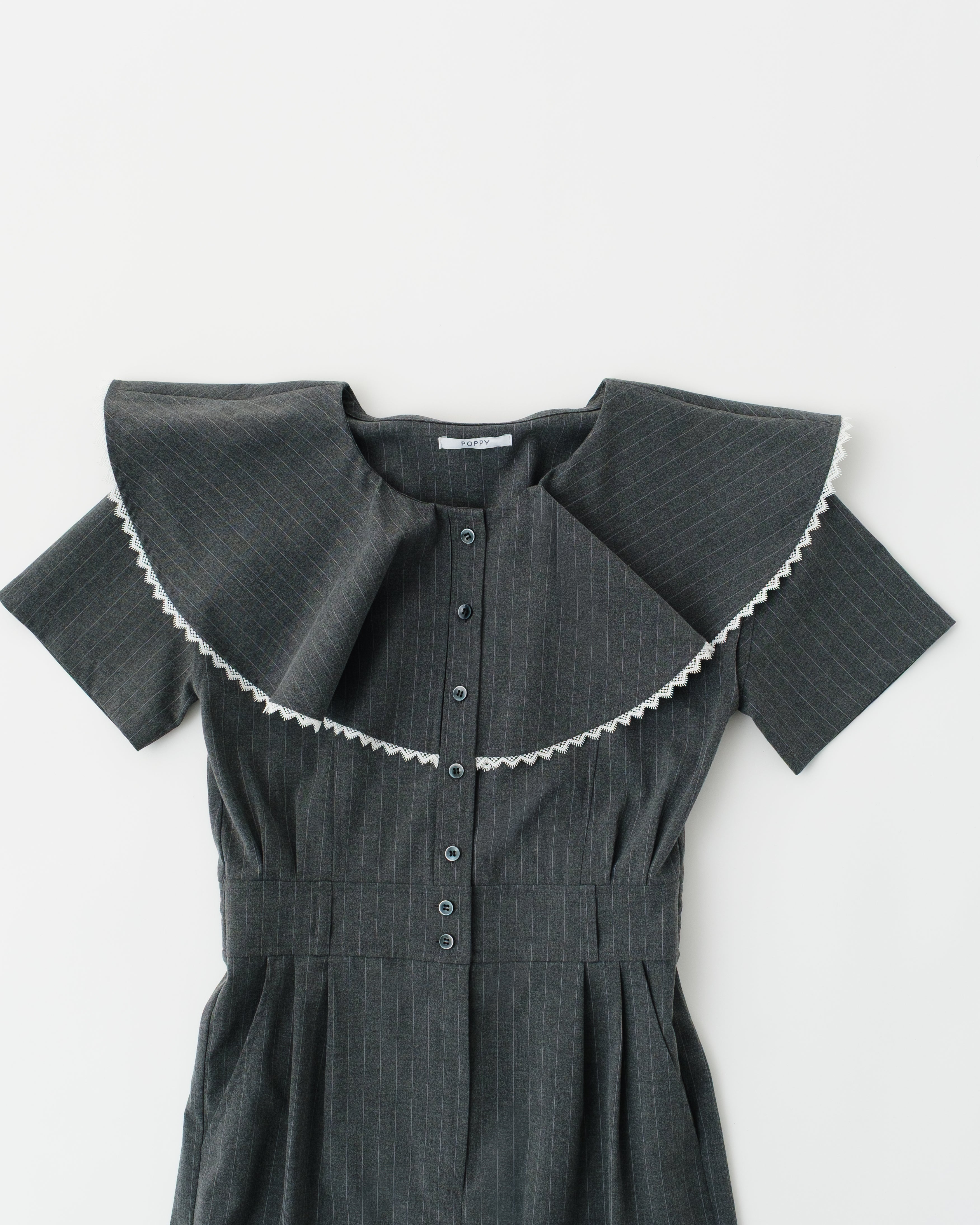 <b>POPUP先行販売</b><br>Ruffle collar romper