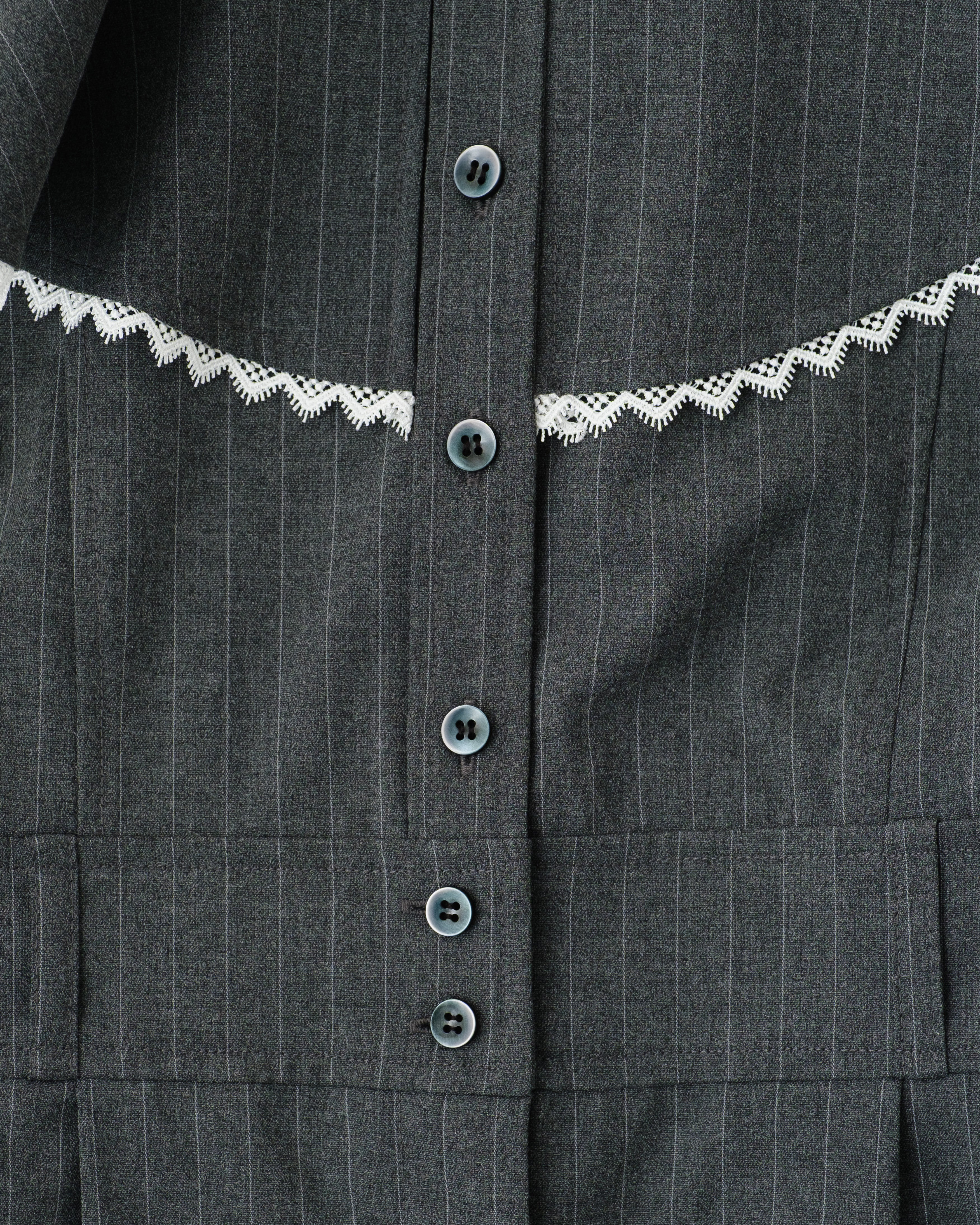 <b>POPUP先行販売</b><br>Ruffle collar romper