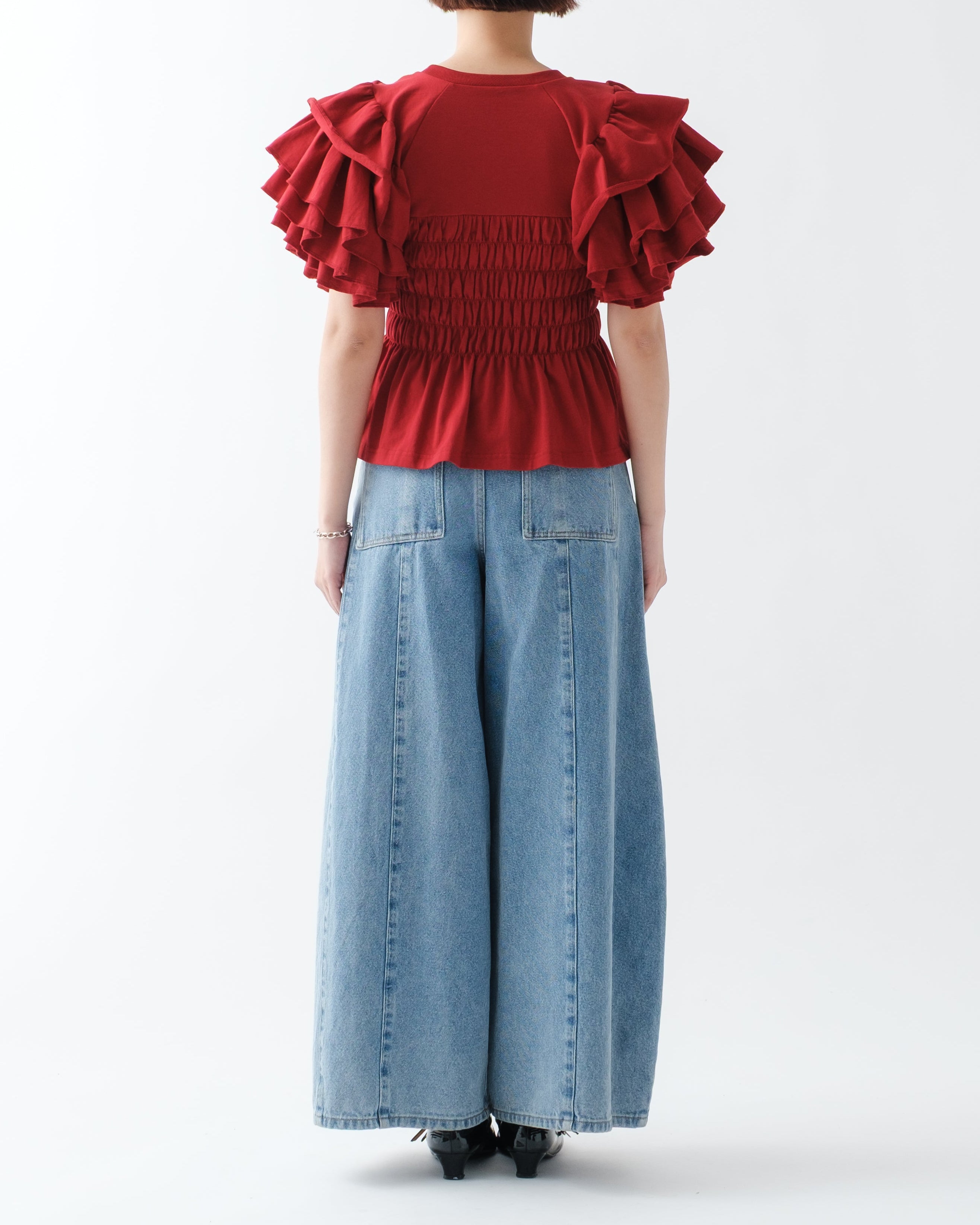 TIERED FRILL SLEEVE SHIRRING T-SHIRT