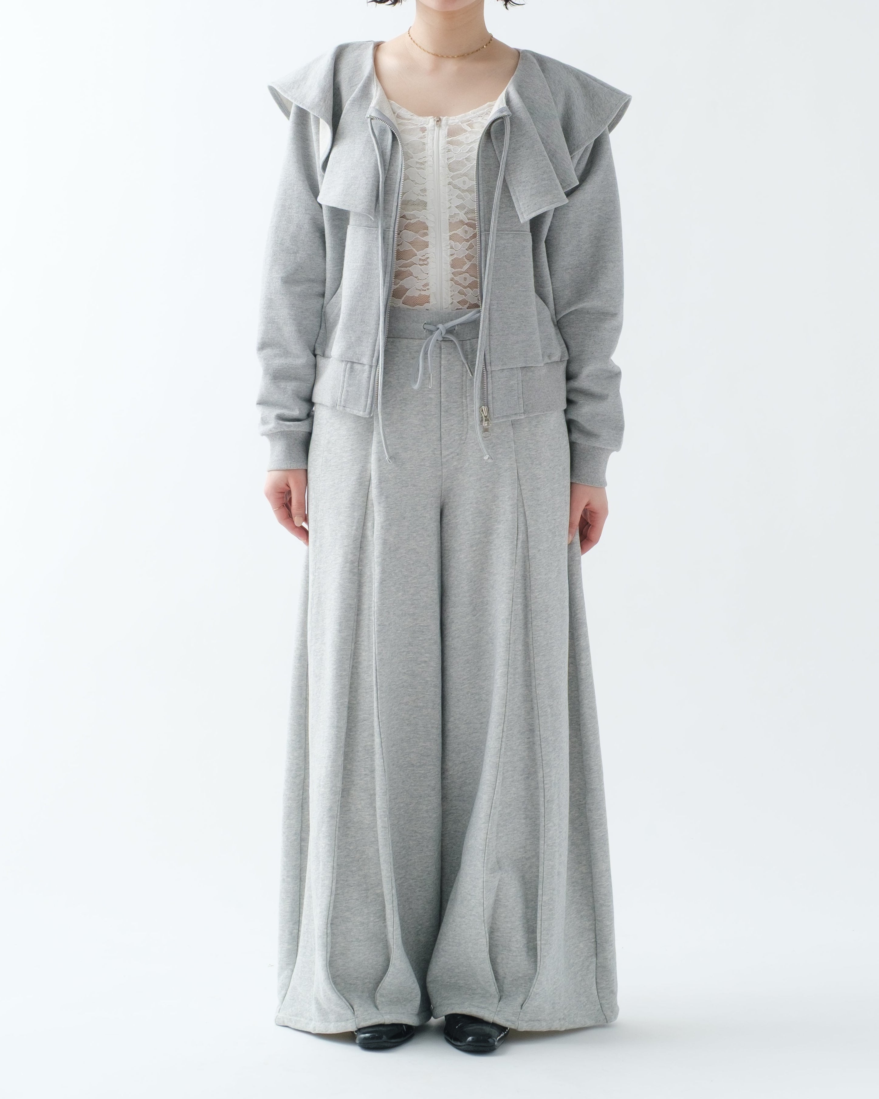 RUFFLE COLLAR SWEAT ZIP
